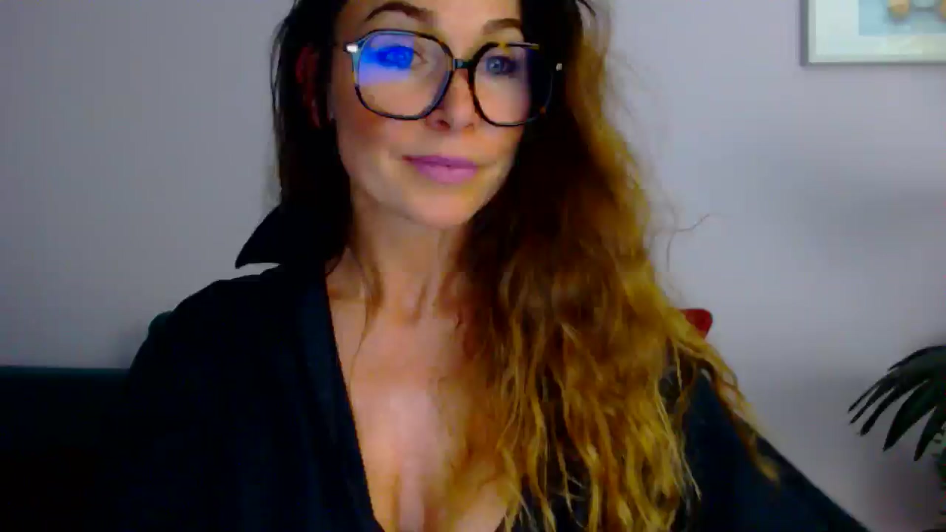 Gallery image thumbnail from Delilah_sweet's myfreecams stream on, 07/29/2025, 16:16 image 4 of 20