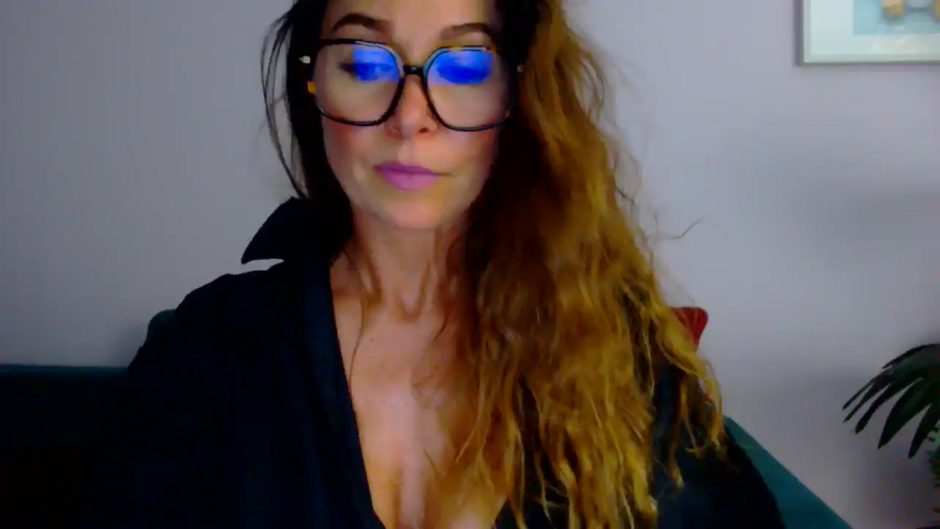 Gallery image thumbnail from Delilah_sweet's myfreecams stream on, 07/29/2025, 16:16 image 2 of 20