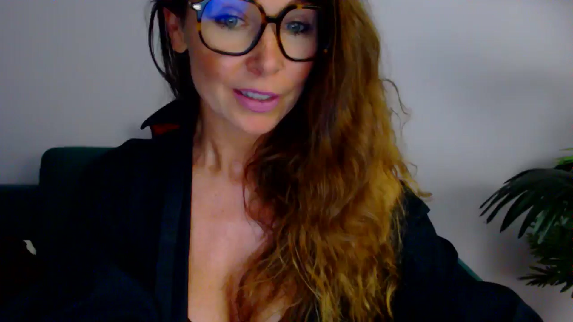 Gallery image thumbnail from Delilah_sweet's myfreecams stream on, 07/29/2025, 17:39 image 1 of 20