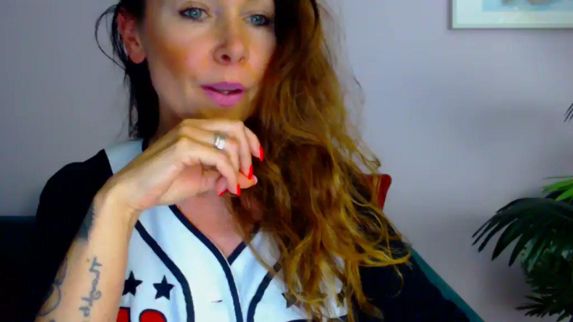 Gallery image thumbnail from Delilah_sweet's myfreecams stream on, 07/30/2025, 16:13 image 13 of 20