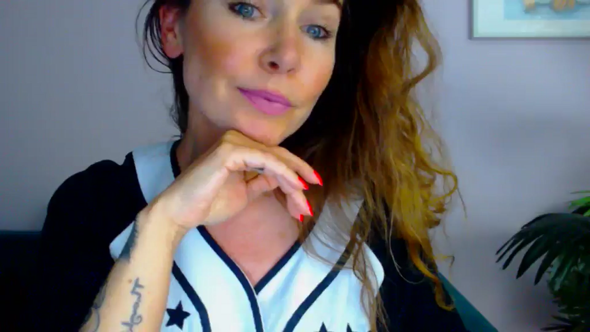 Gallery image thumbnail from Delilah_sweet's myfreecams stream on, 07/30/2025, 16:13 image 5 of 20