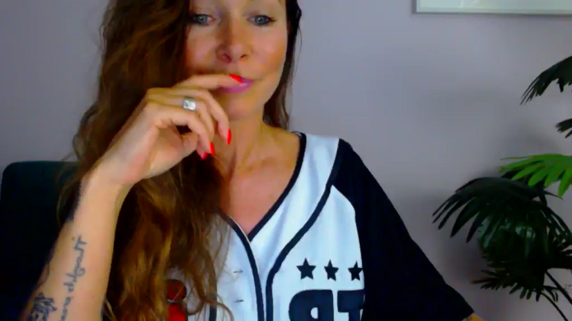 Gallery image thumbnail from Delilah_sweet's myfreecams stream on, 07/30/2025, 17:13 image 5 of 20