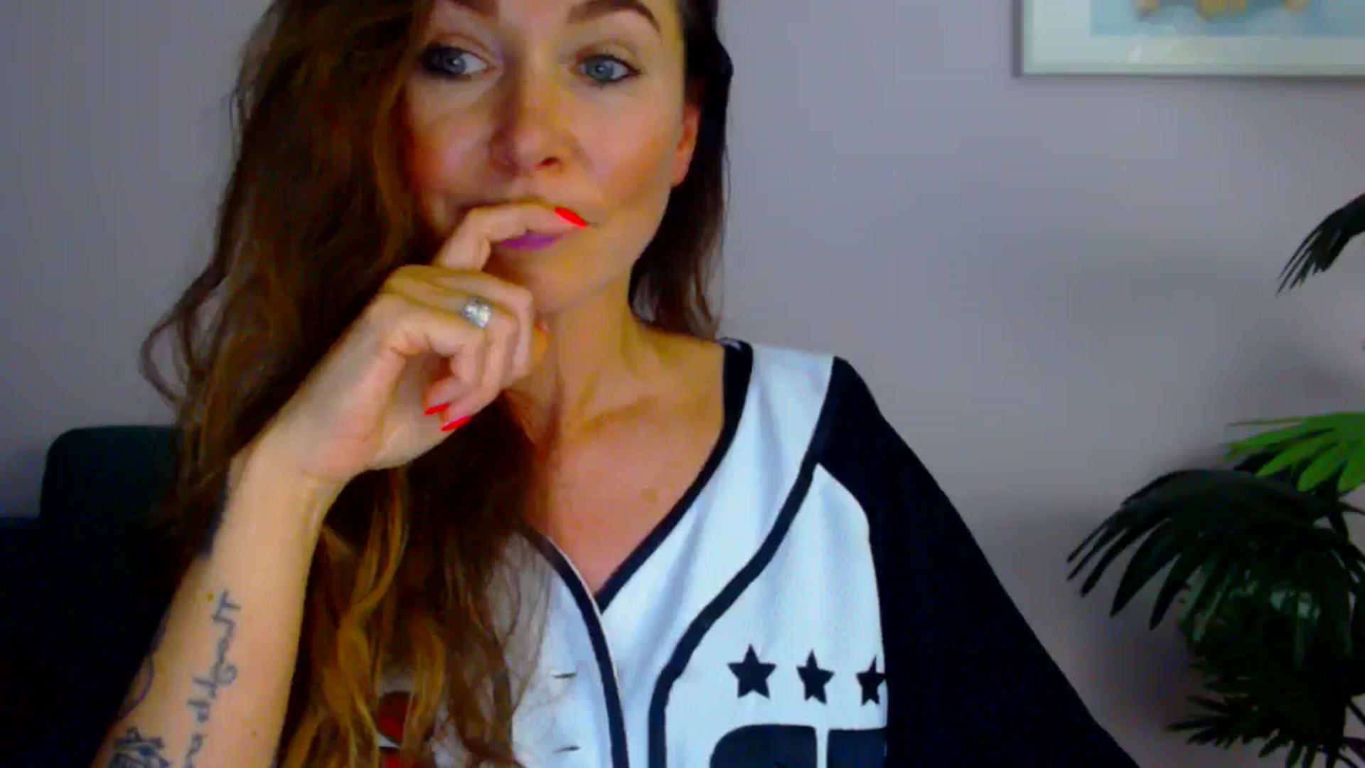 Gallery image thumbnail from Delilah_sweet's myfreecams stream on, 07/30/2025, 17:13 image 9 of 20