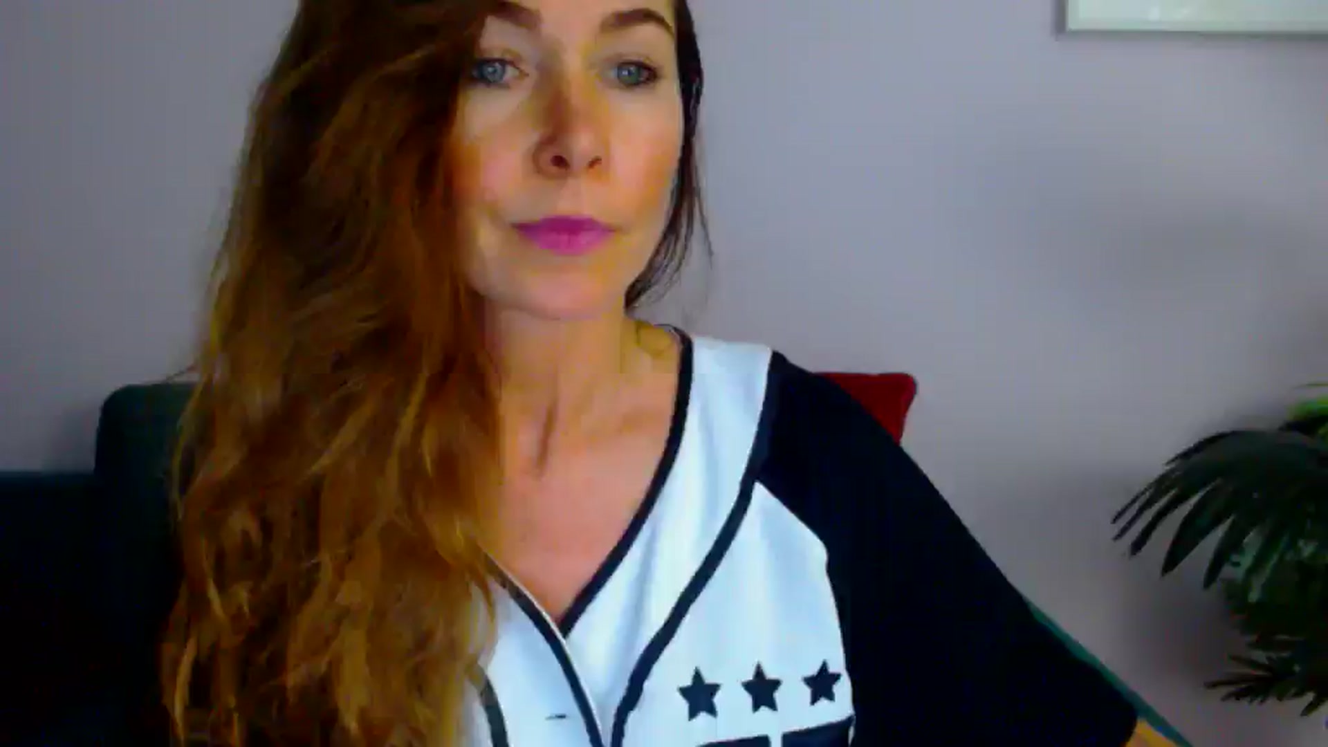 Gallery image thumbnail from Delilah_sweet's myfreecams stream on, 07/30/2025, 18:27 image 8 of 20