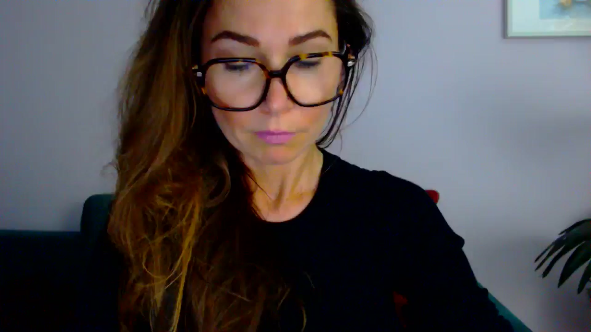 Gallery image thumbnail from Delilah_sweet's myfreecams stream on, 08/04/2025, 16:11 image 14 of 20