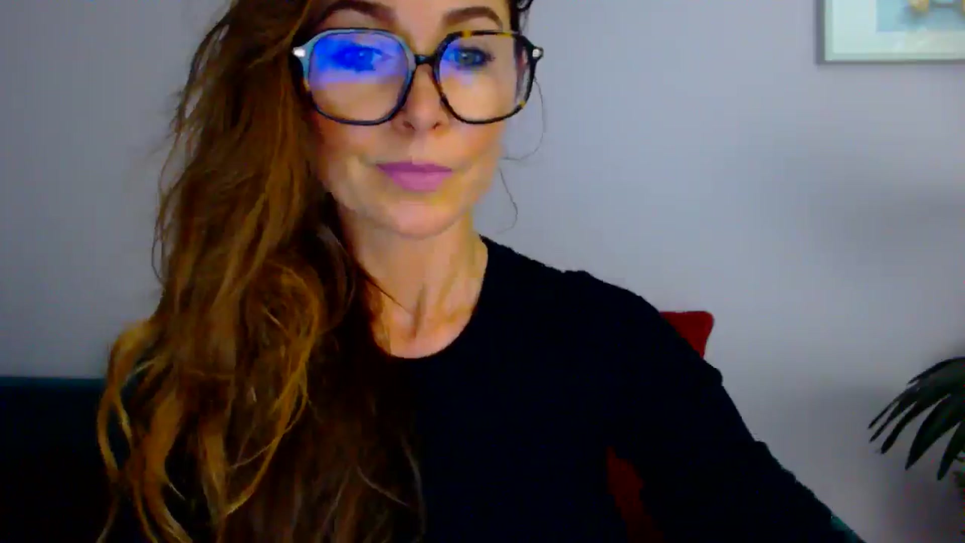 Gallery image thumbnail from Delilah_sweet's myfreecams stream on, 08/04/2025, 16:11 image 17 of 20