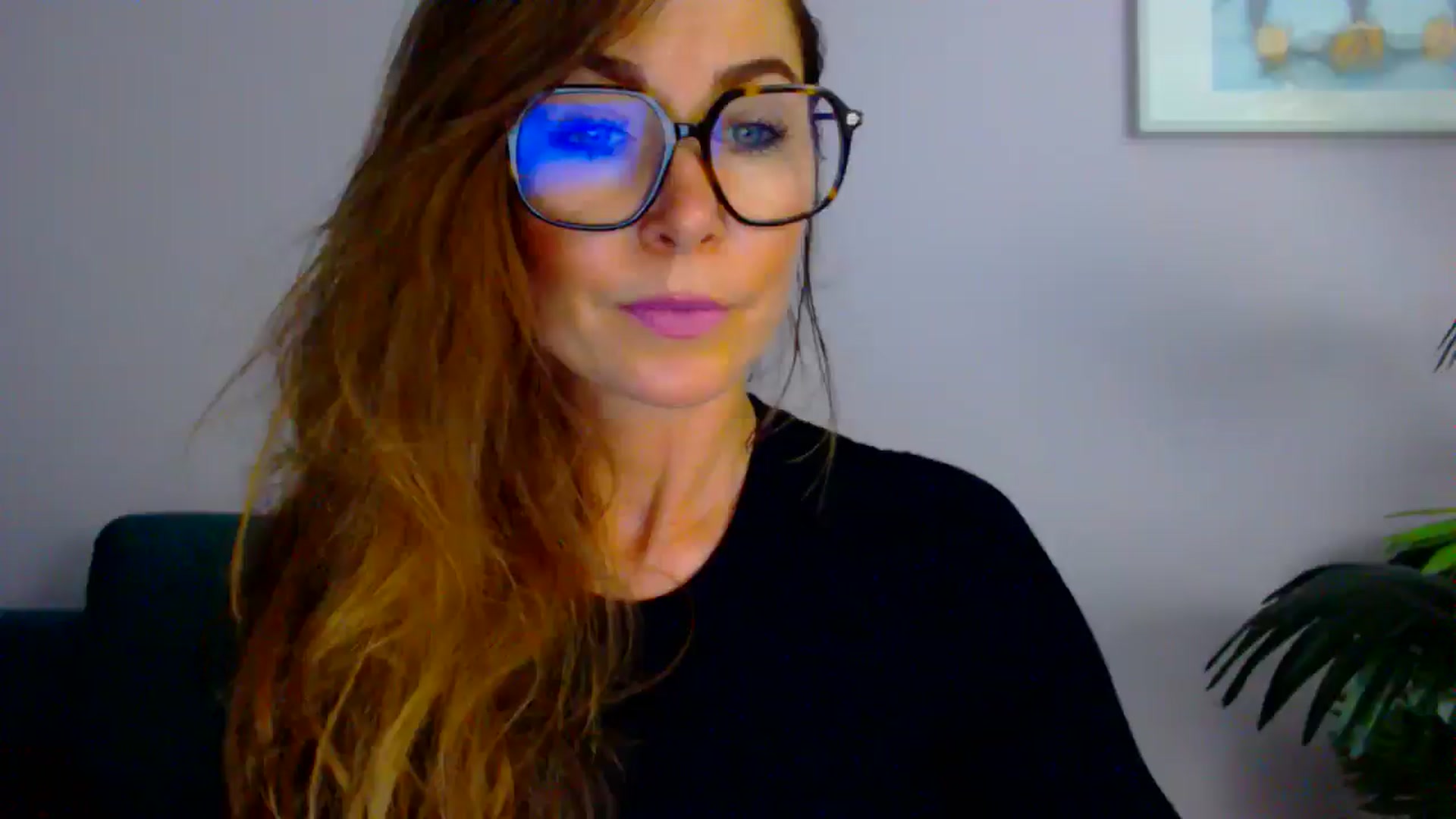Gallery image thumbnail from Delilah_sweet's myfreecams stream on, 08/04/2025, 17:04 image 4 of 20