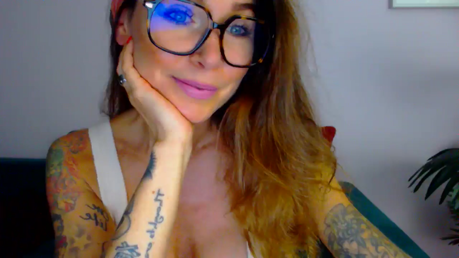 Gallery image thumbnail from Delilah_sweet's myfreecams stream on, 08/05/2025, 16:12 image 4 of 20