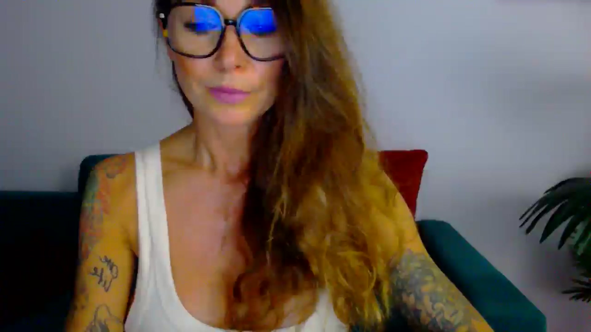 Gallery image thumbnail from Delilah_sweet's myfreecams stream on, 08/05/2025, 16:31 image 2 of 20