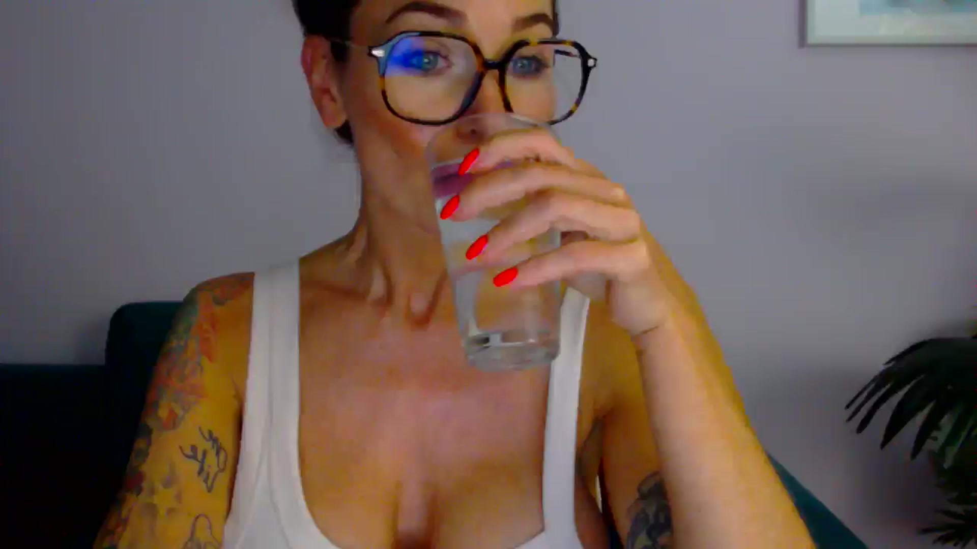 Gallery image thumbnail from Delilah_sweet's myfreecams stream on, 08/05/2025, 16:48 image 18 of 20