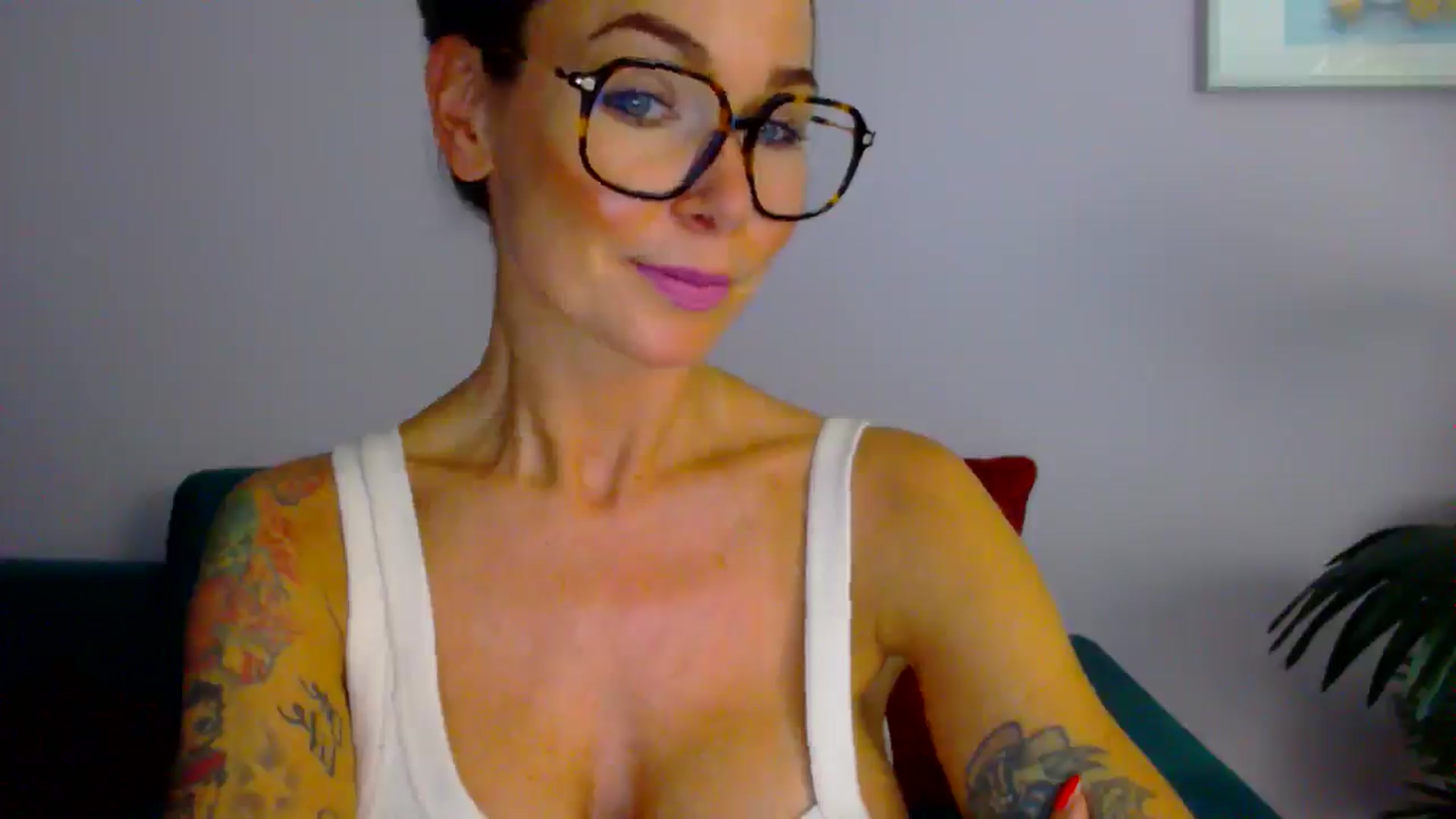 Gallery image thumbnail from Delilah_sweet's myfreecams stream on, 08/05/2025, 16:48 image 11 of 20