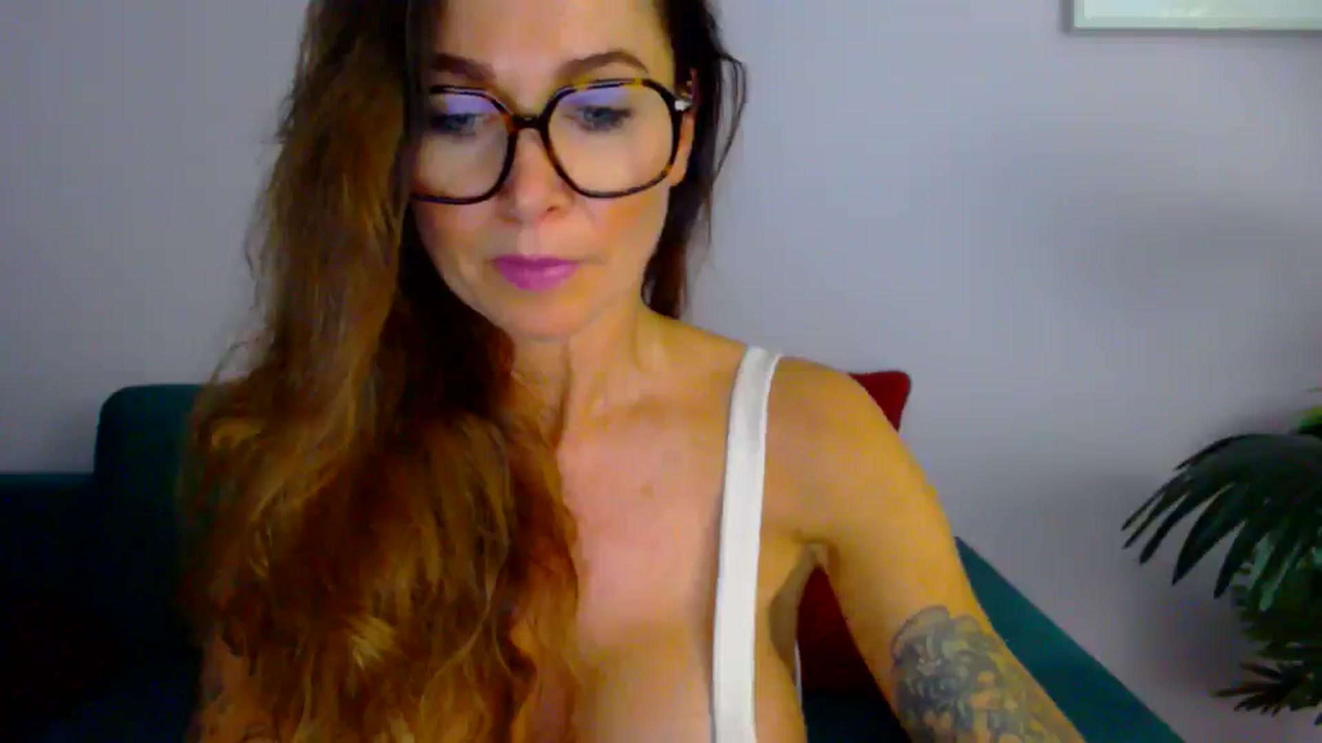 Gallery image thumbnail from Delilah_sweet's myfreecams stream on, 08/06/2025, 15:21 image 7 of 20