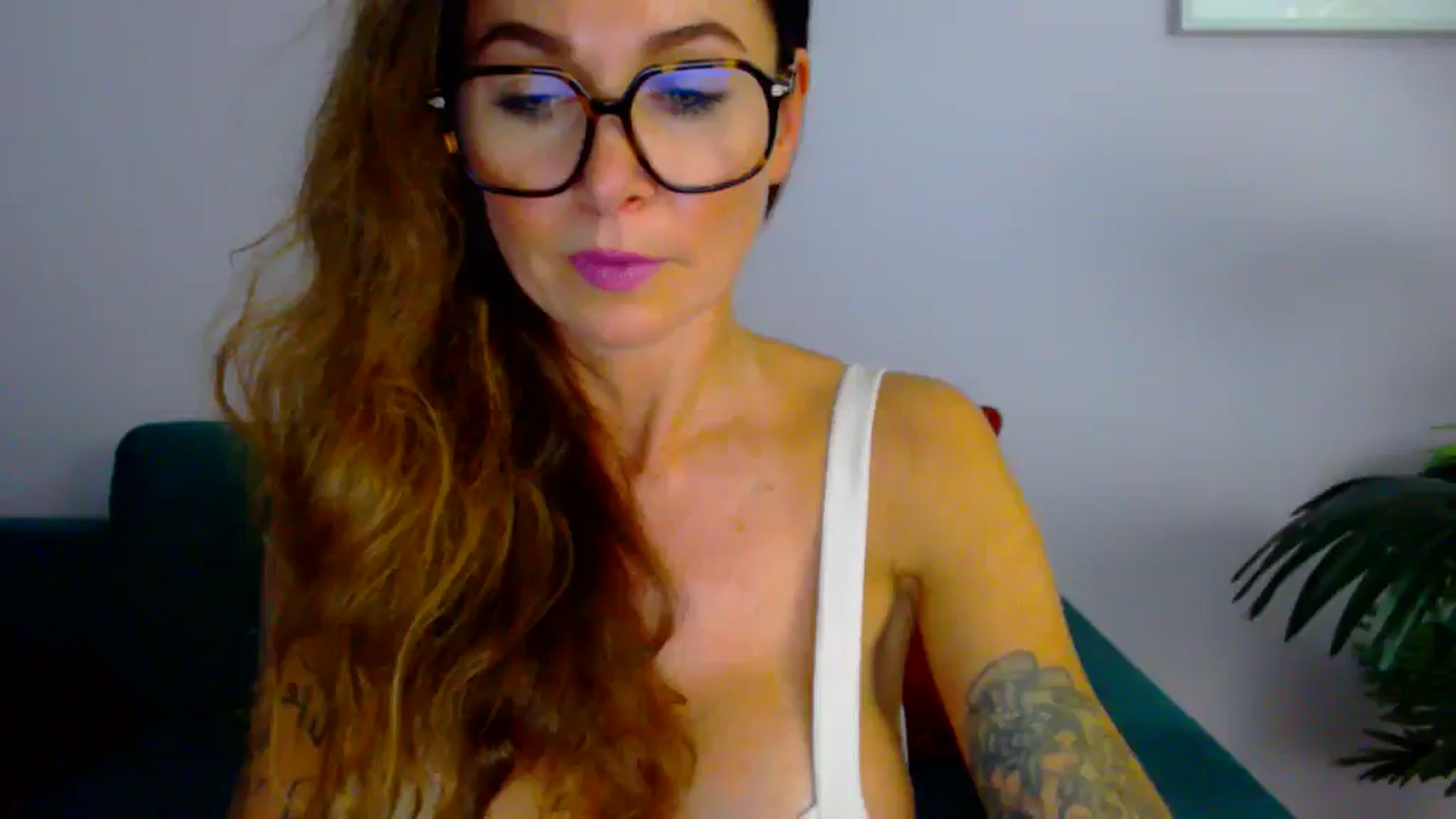 Gallery image thumbnail from Delilah_sweet's myfreecams stream on, 08/06/2025, 15:37 image 15 of 20