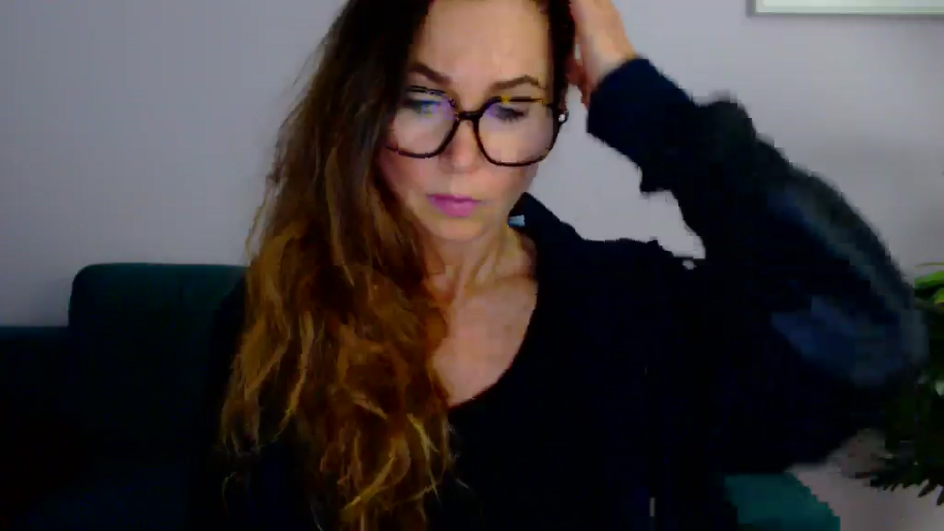 Gallery image thumbnail from Delilah_sweet's myfreecams stream on, 08/06/2025, 17:35 image 2 of 20