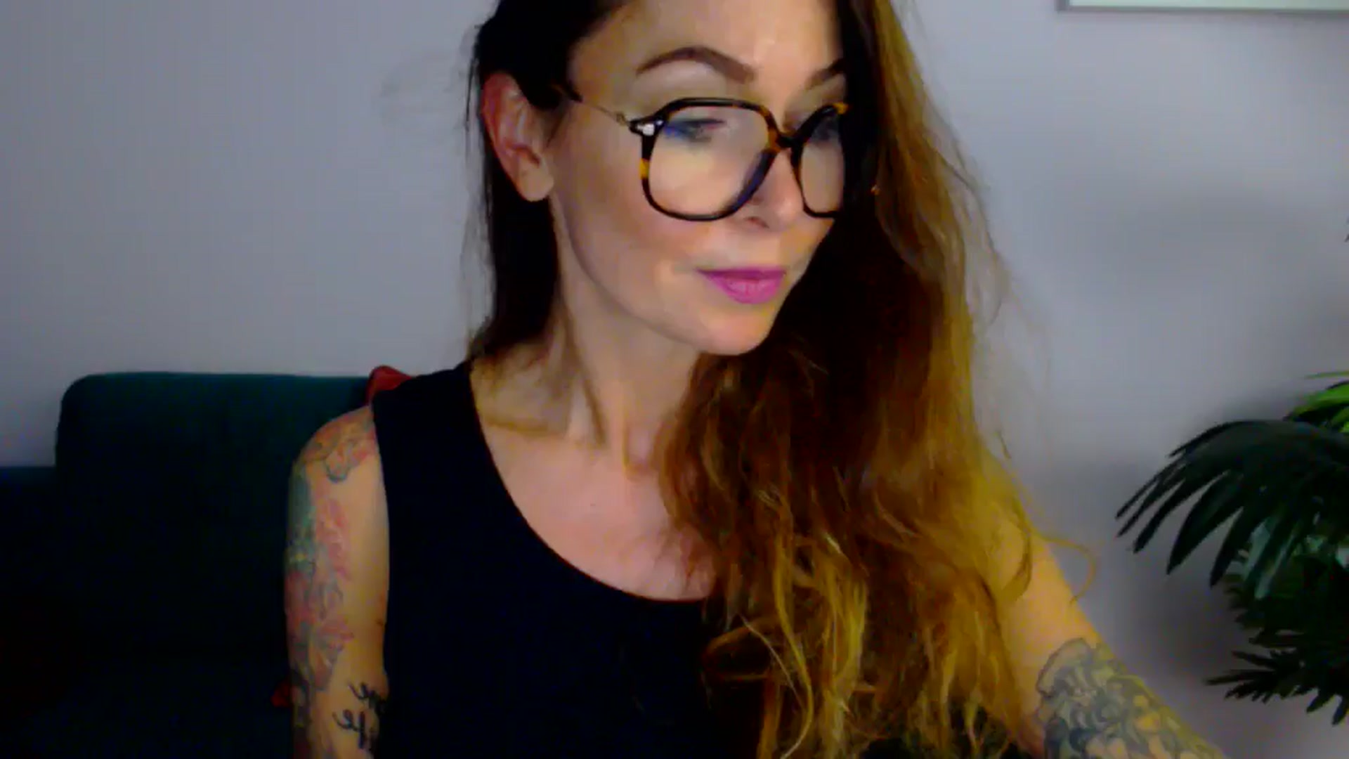 Gallery image thumbnail from Delilah_sweet's myfreecams stream on, 08/06/2025, 17:49 image 7 of 20