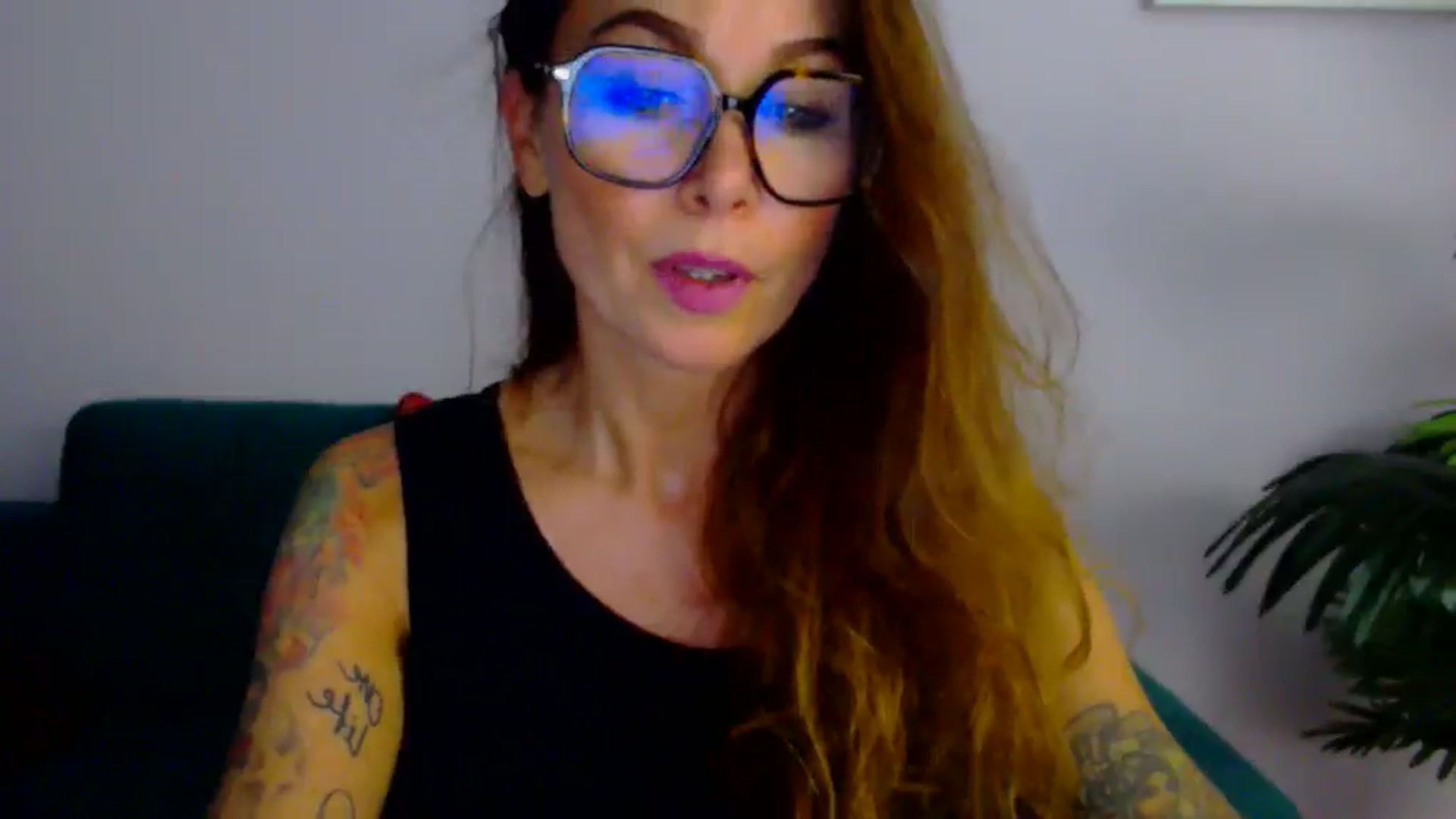 Gallery image thumbnail from Delilah_sweet's myfreecams stream on, 08/06/2025, 17:49 image 4 of 20