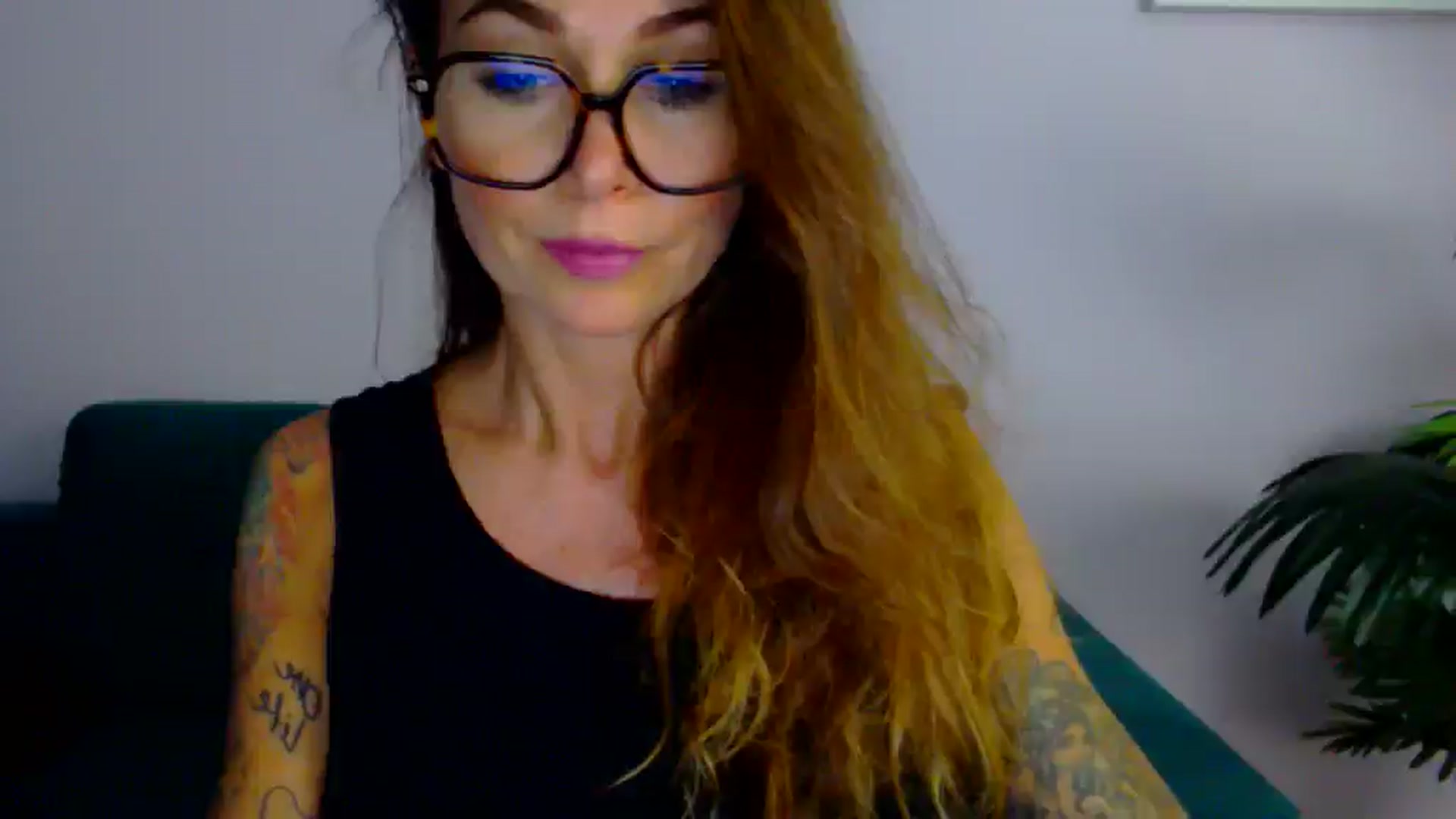 Gallery image thumbnail from Delilah_sweet's myfreecams stream on, 08/06/2025, 17:49 image 12 of 20