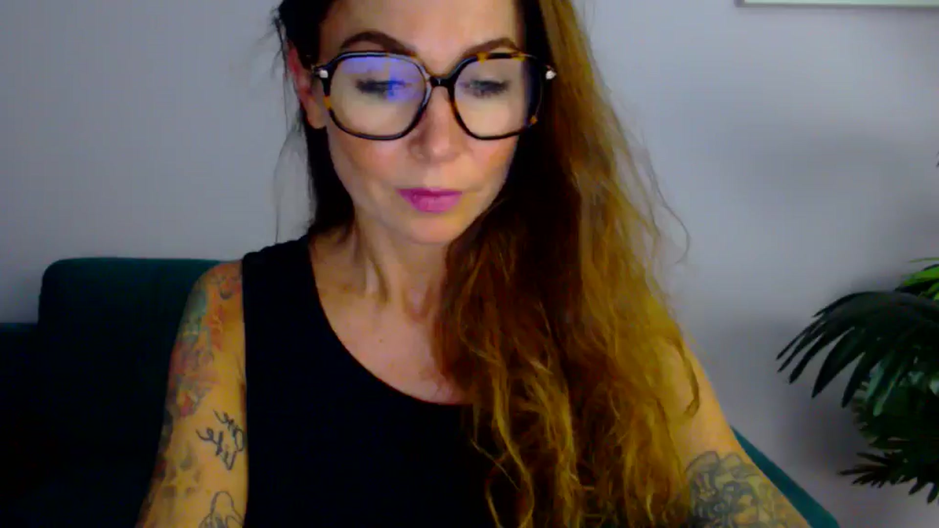 Gallery image thumbnail from Delilah_sweet's myfreecams stream on, 08/06/2025, 17:49 image 17 of 20