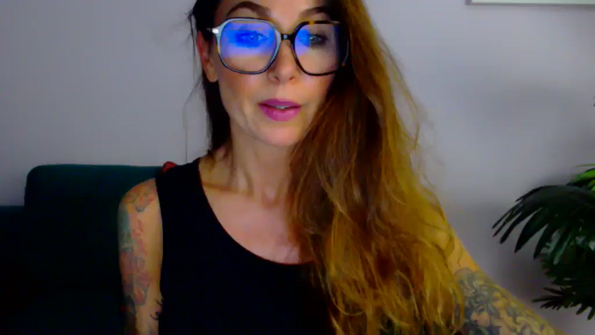 Gallery image thumbnail from Delilah_sweet's myfreecams stream on, 08/06/2025, 17:49 image 1 of 20