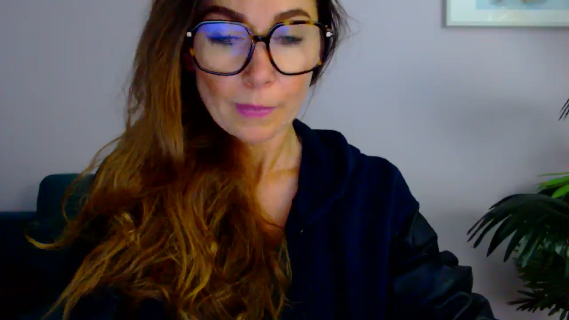 Gallery image thumbnail from Delilah_sweet's myfreecams stream on, 08/07/2025, 13:56 image 18 of 20