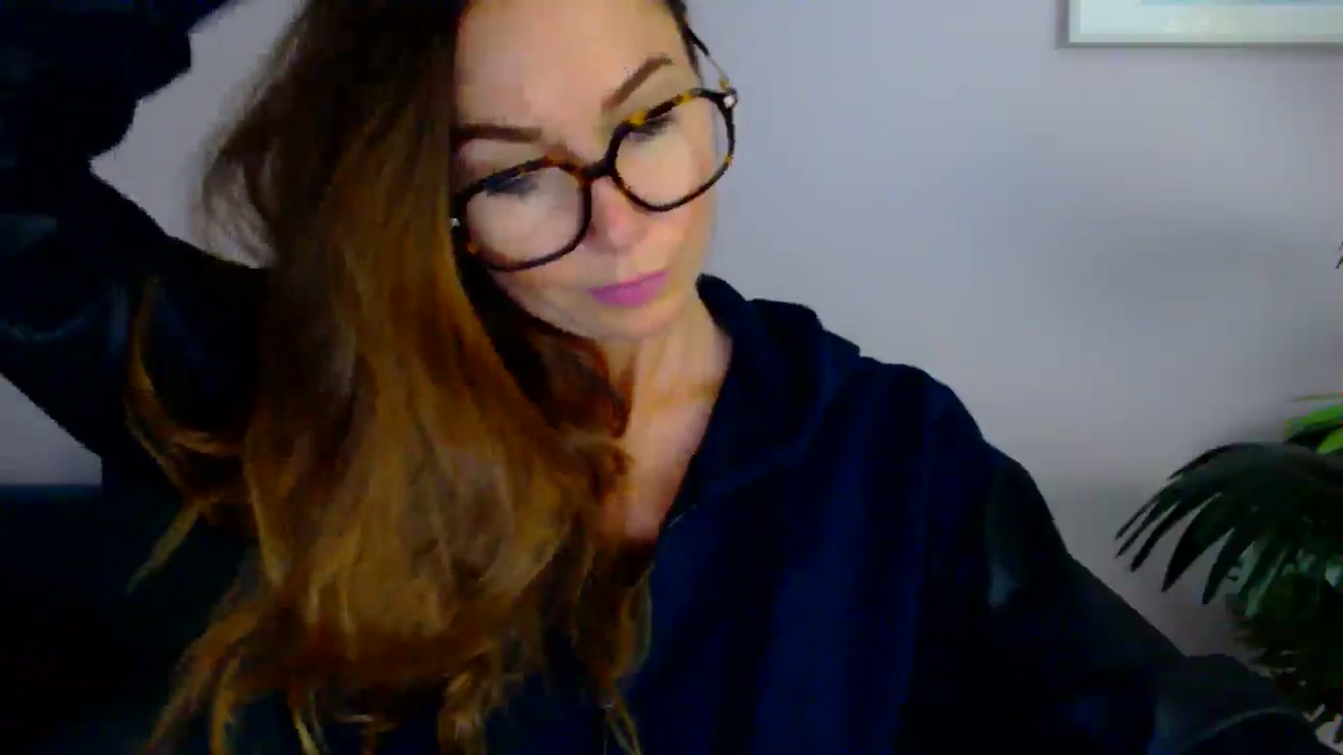 Gallery image thumbnail from Delilah_sweet's myfreecams stream on, 08/07/2025, 13:56 image 4 of 20