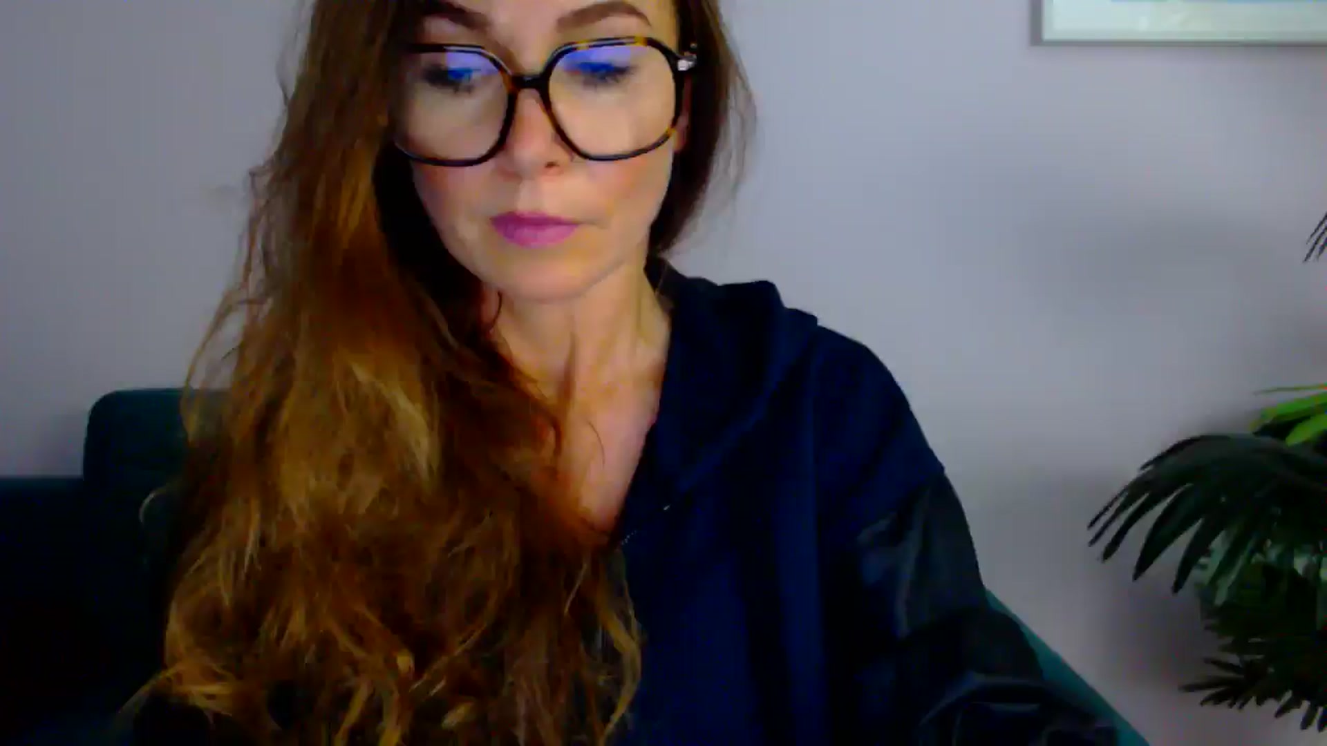 Gallery image thumbnail from Delilah_sweet's myfreecams stream on, 08/07/2025, 14:38 image 13 of 20