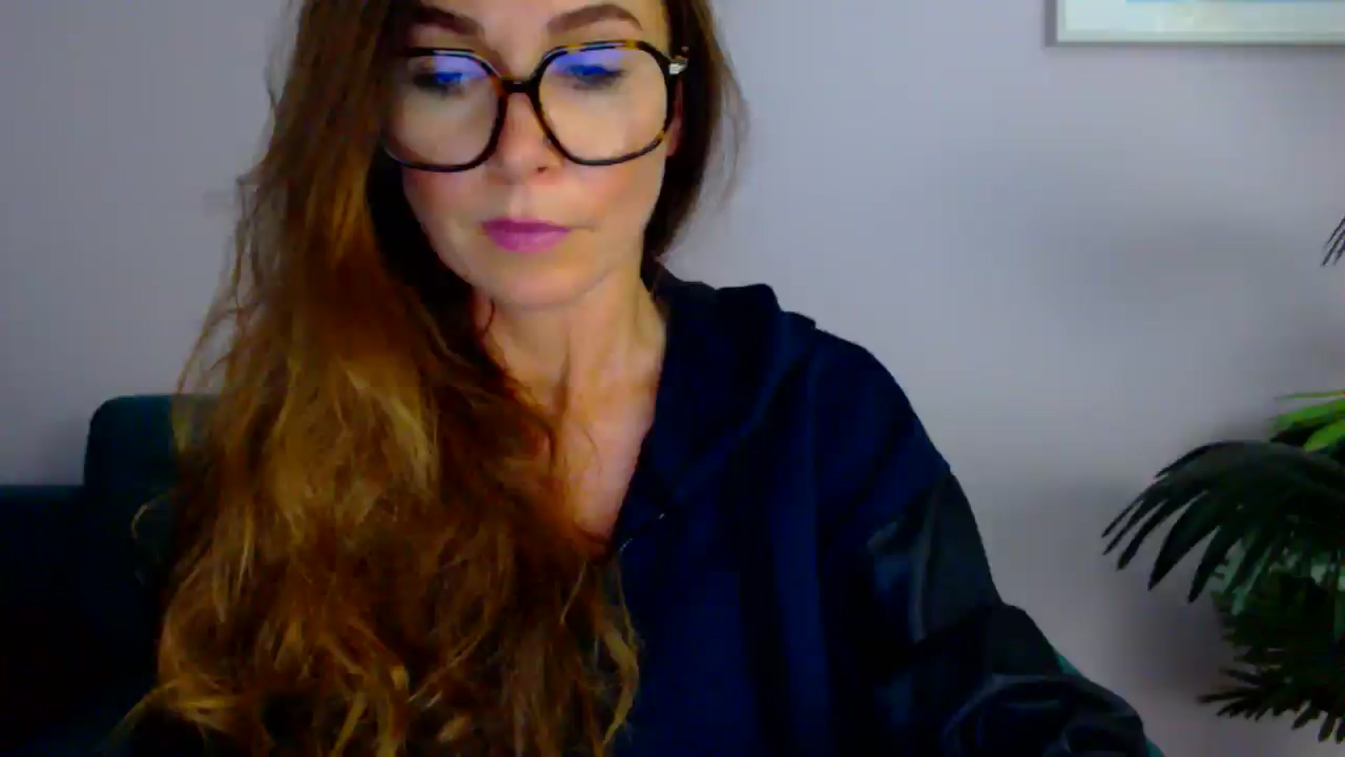 Gallery image thumbnail from Delilah_sweet's myfreecams stream on, 08/07/2025, 14:38 image 14 of 20