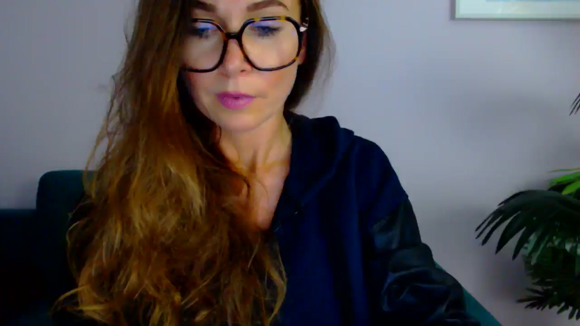 Gallery image thumbnail from Delilah_sweet's myfreecams stream on, 08/07/2025, 14:52 image 2 of 20