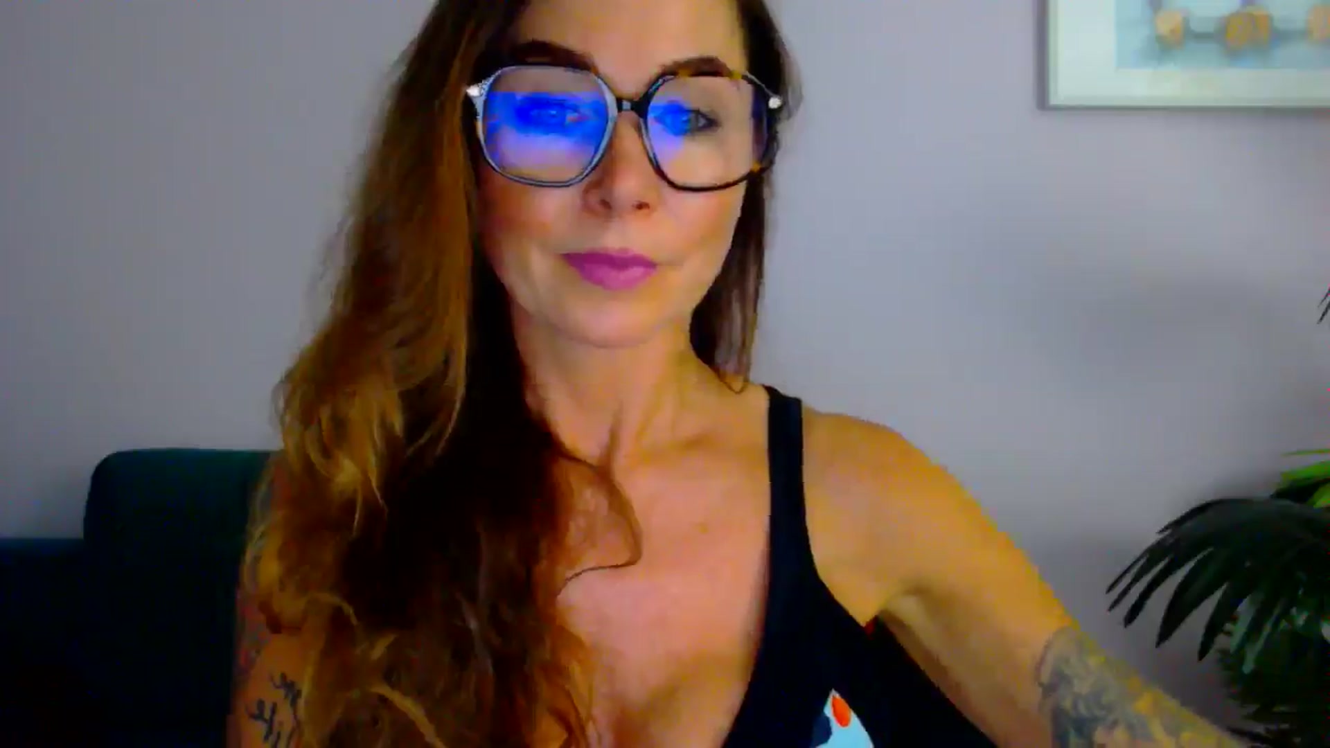 Gallery image thumbnail from Delilah_sweet's myfreecams stream on, 08/12/2025, 16:32 image 8 of 20