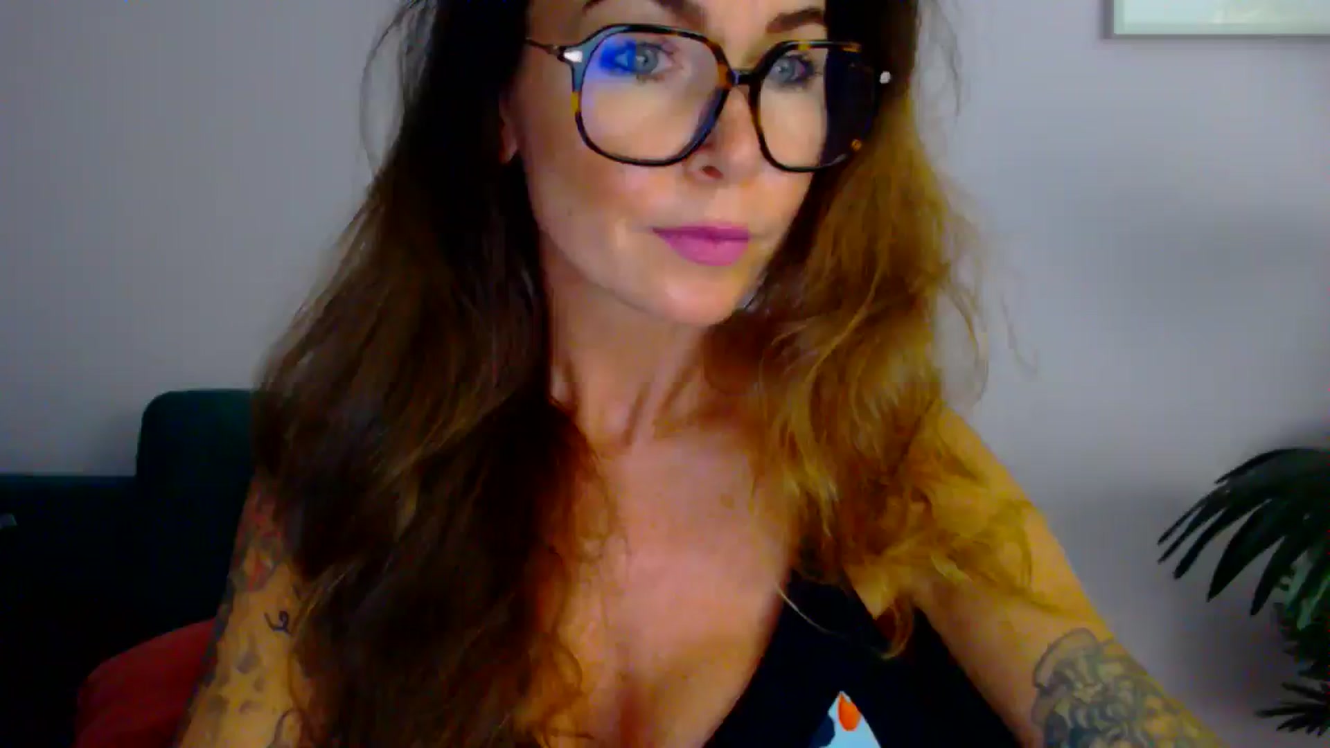 Gallery image thumbnail from Delilah_sweet's myfreecams stream on, 08/12/2025, 18:05 image 2 of 20