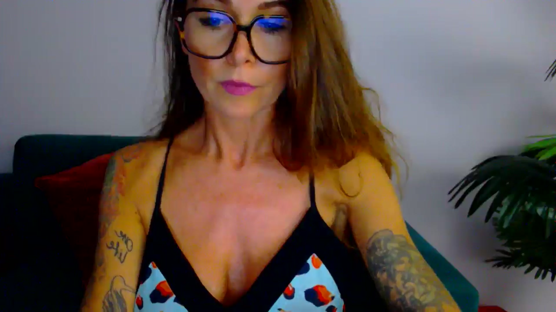 Gallery image thumbnail from Delilah_sweet's myfreecams stream on, 08/12/2025, 18:05 image 16 of 20