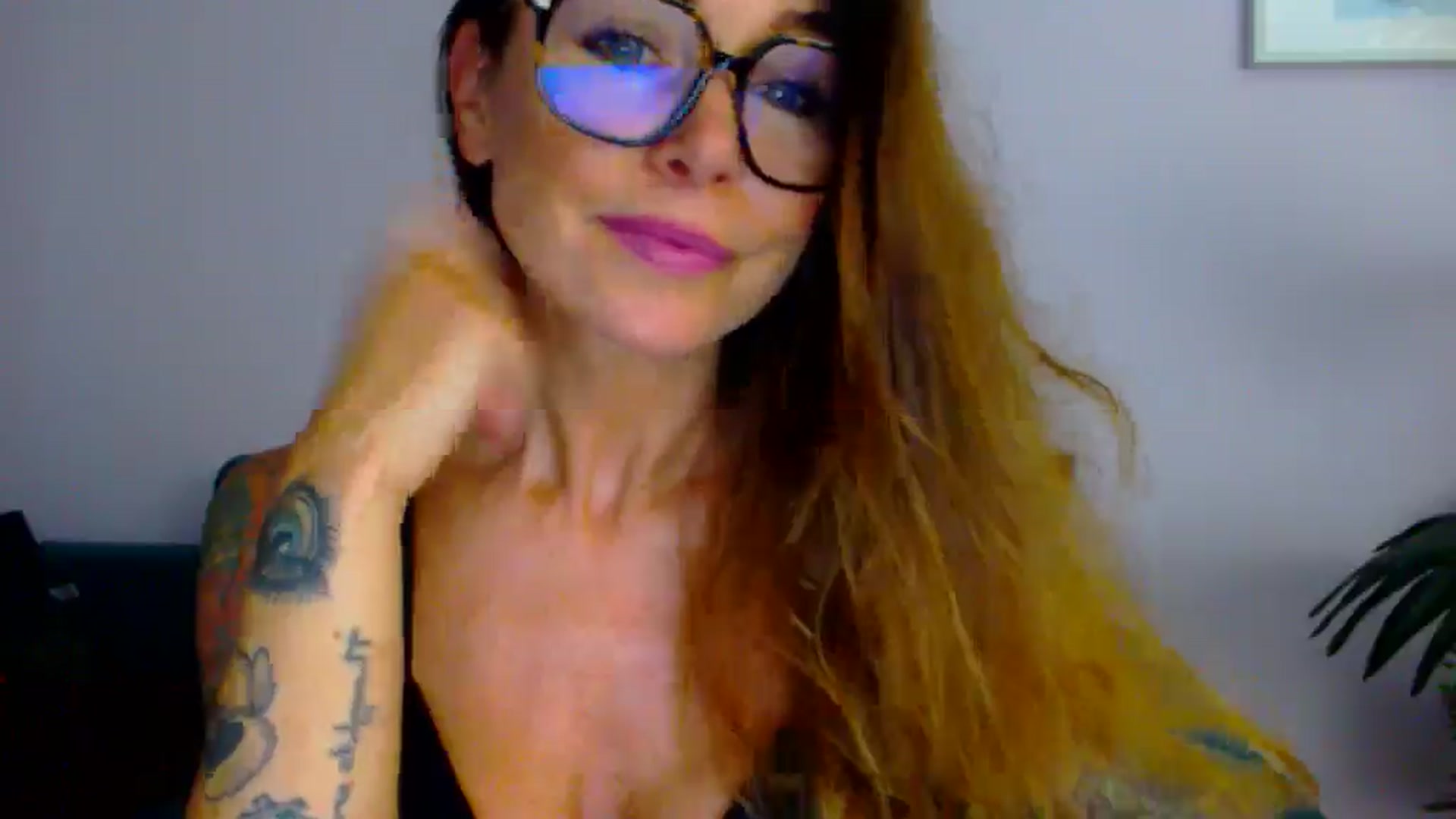 Gallery image thumbnail from Delilah_sweet's myfreecams stream on, 08/13/2025, 15:13 image 17 of 20