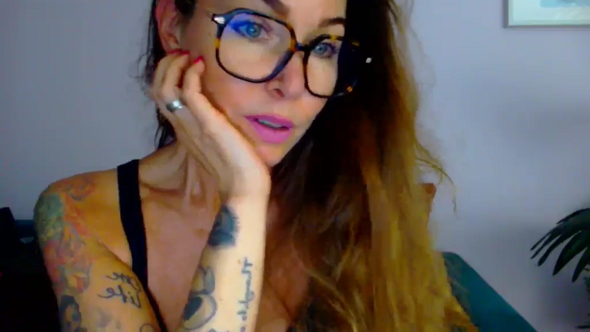Gallery image thumbnail from Delilah_sweet's myfreecams stream on, 08/13/2025, 15:13 image 20 of 20