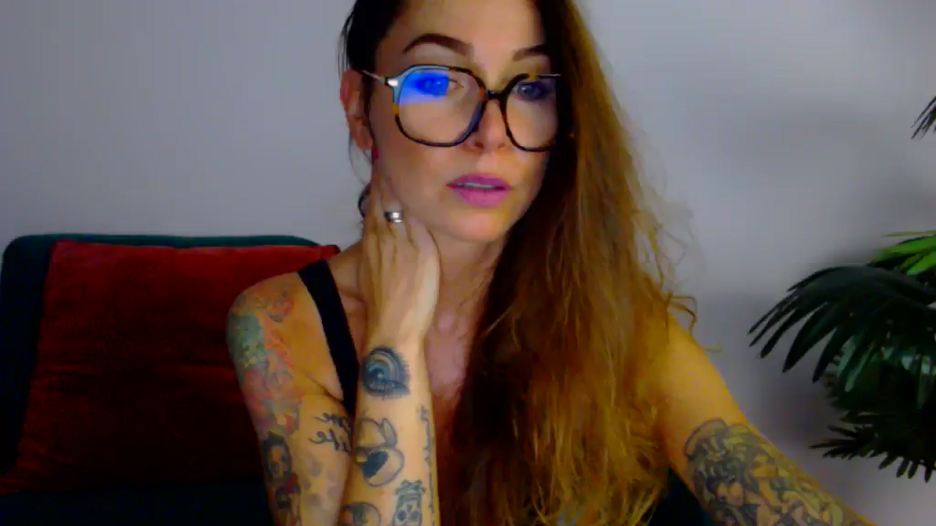 Gallery image thumbnail from Delilah_sweet's myfreecams stream on, 08/13/2025, 15:33 image 16 of 20