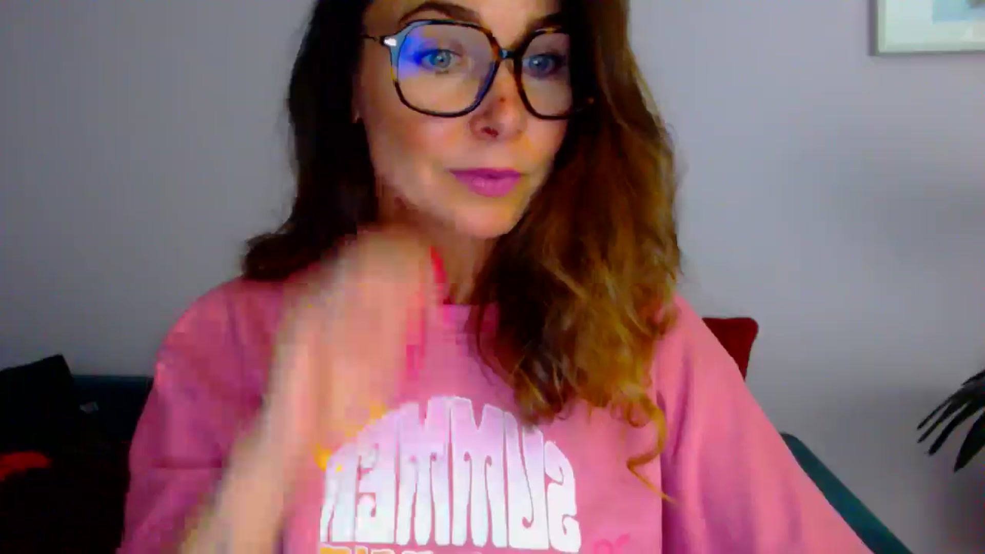 Gallery image thumbnail from Delilah_sweet's myfreecams stream on, 08/18/2025, 16:14 image 11 of 20