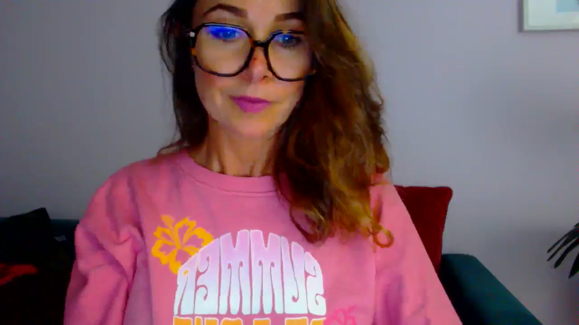 Gallery image thumbnail from Delilah_sweet's myfreecams stream on, 08/18/2025, 16:14 image 6 of 20