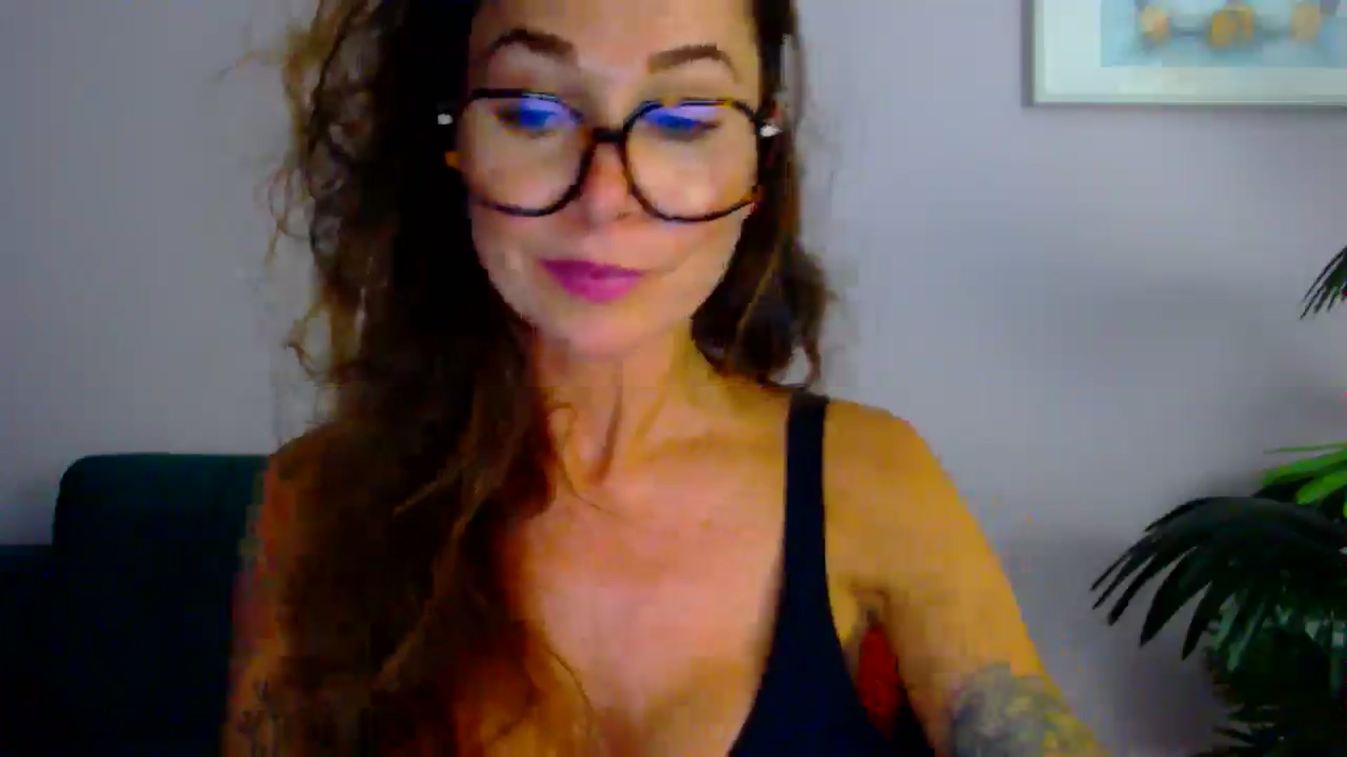 Gallery image thumbnail from Delilah_sweet's myfreecams stream on, 08/18/2025, 17:45 image 20 of 20