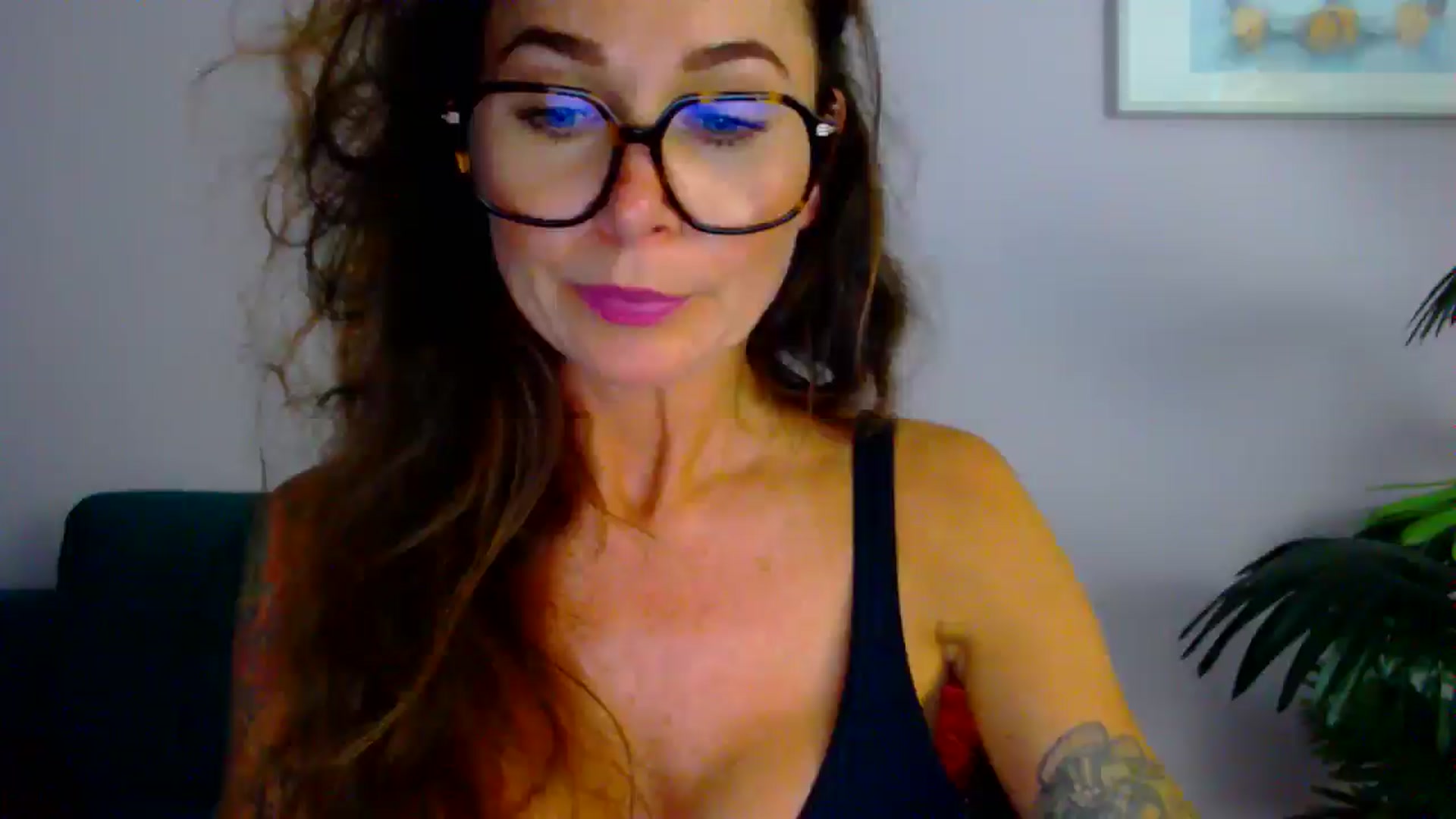 Gallery image thumbnail from Delilah_sweet's myfreecams stream on, 08/18/2025, 17:45 image 19 of 20