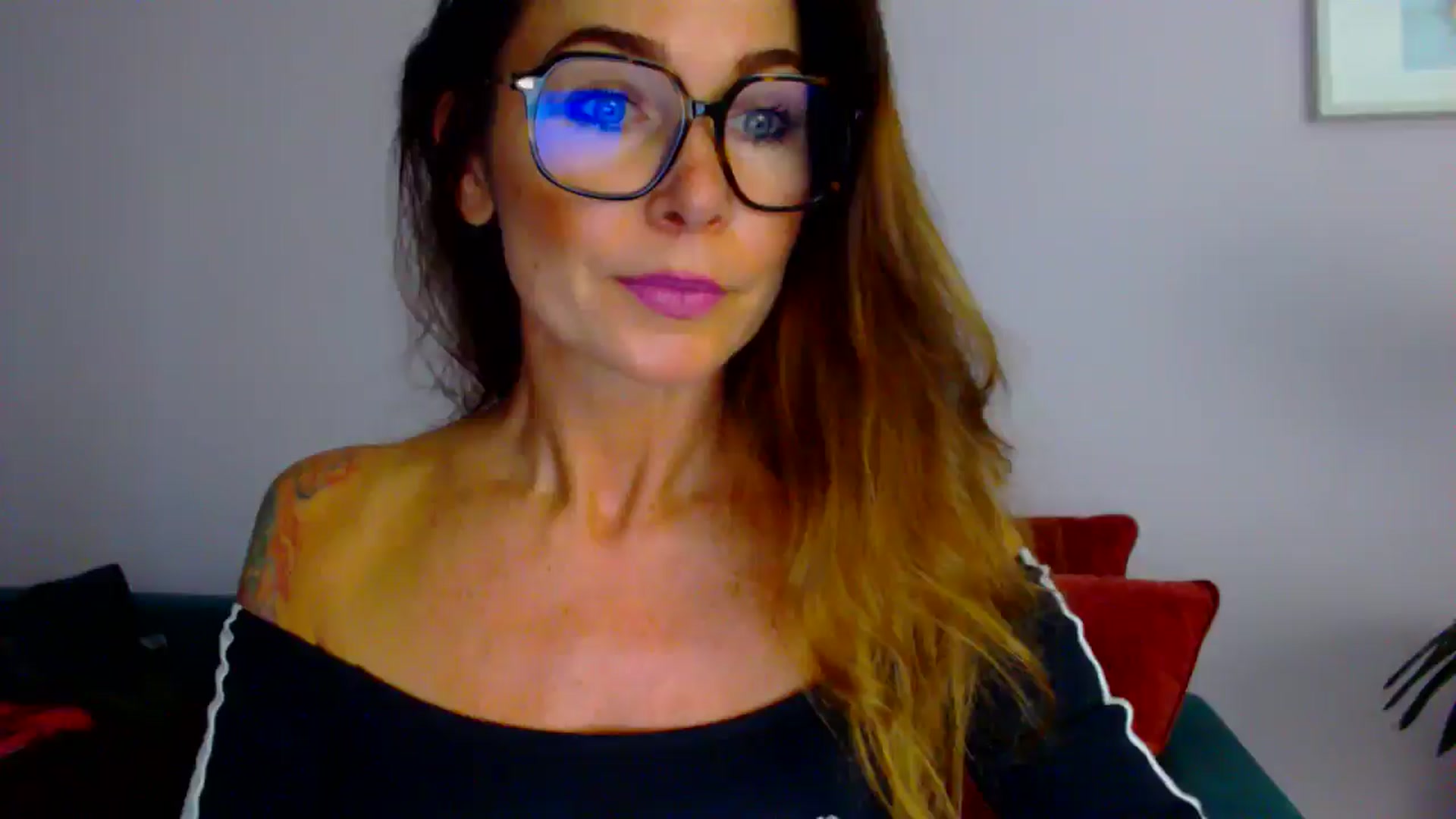 Gallery image thumbnail from Delilah_sweet's myfreecams stream on, 08/19/2025, 15:19 image 7 of 20