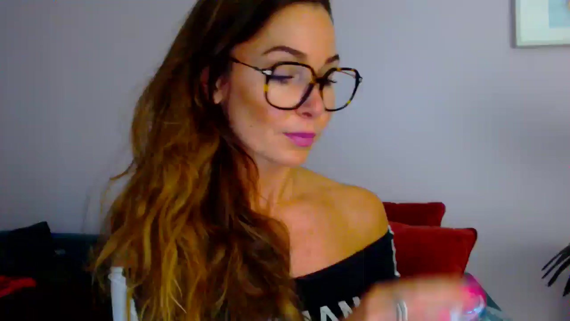 Gallery image thumbnail from Delilah_sweet's myfreecams stream on, 08/19/2025, 15:19 image 12 of 20