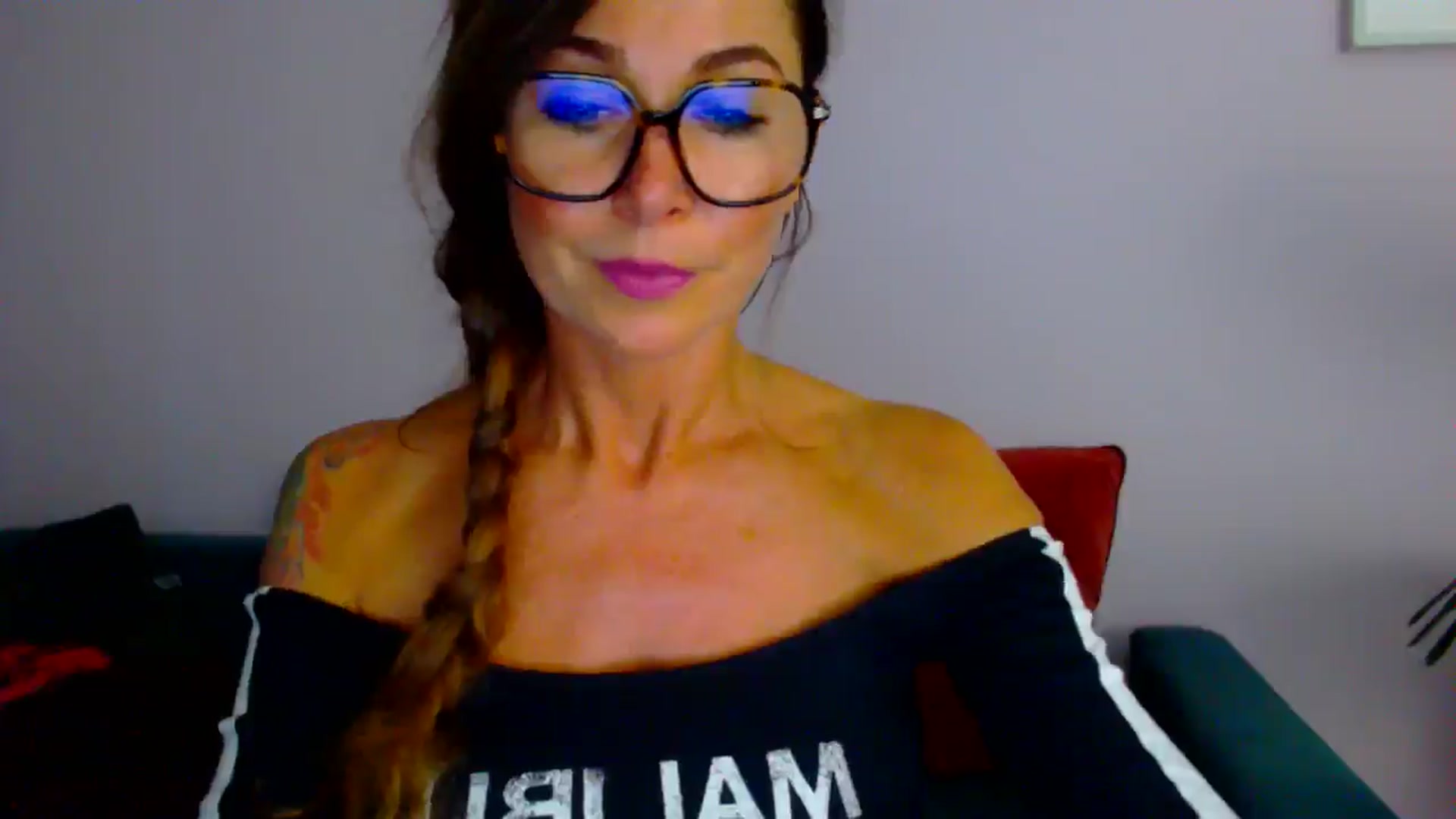 Gallery image thumbnail from Delilah_sweet's myfreecams stream on, 08/19/2025, 17:38 image 2 of 20