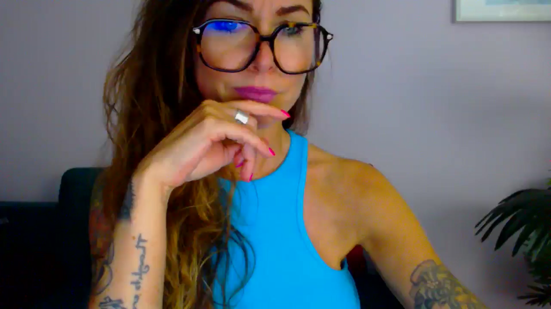 Gallery image thumbnail from Delilah_sweet's myfreecams stream on, 08/20/2025, 15:45 image 17 of 20