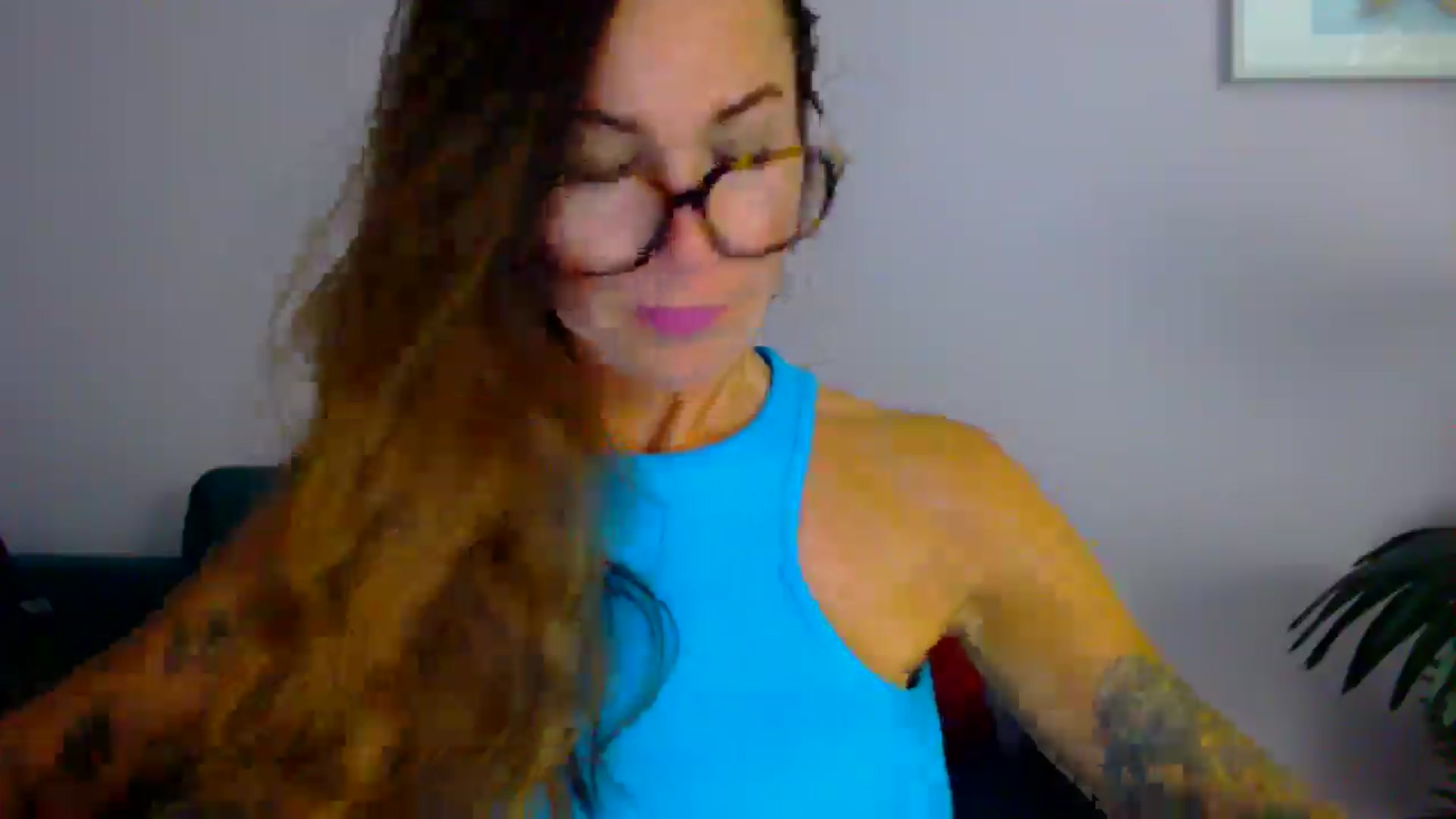 Gallery image thumbnail from Delilah_sweet's myfreecams stream on, 08/20/2025, 15:45 image 3 of 20