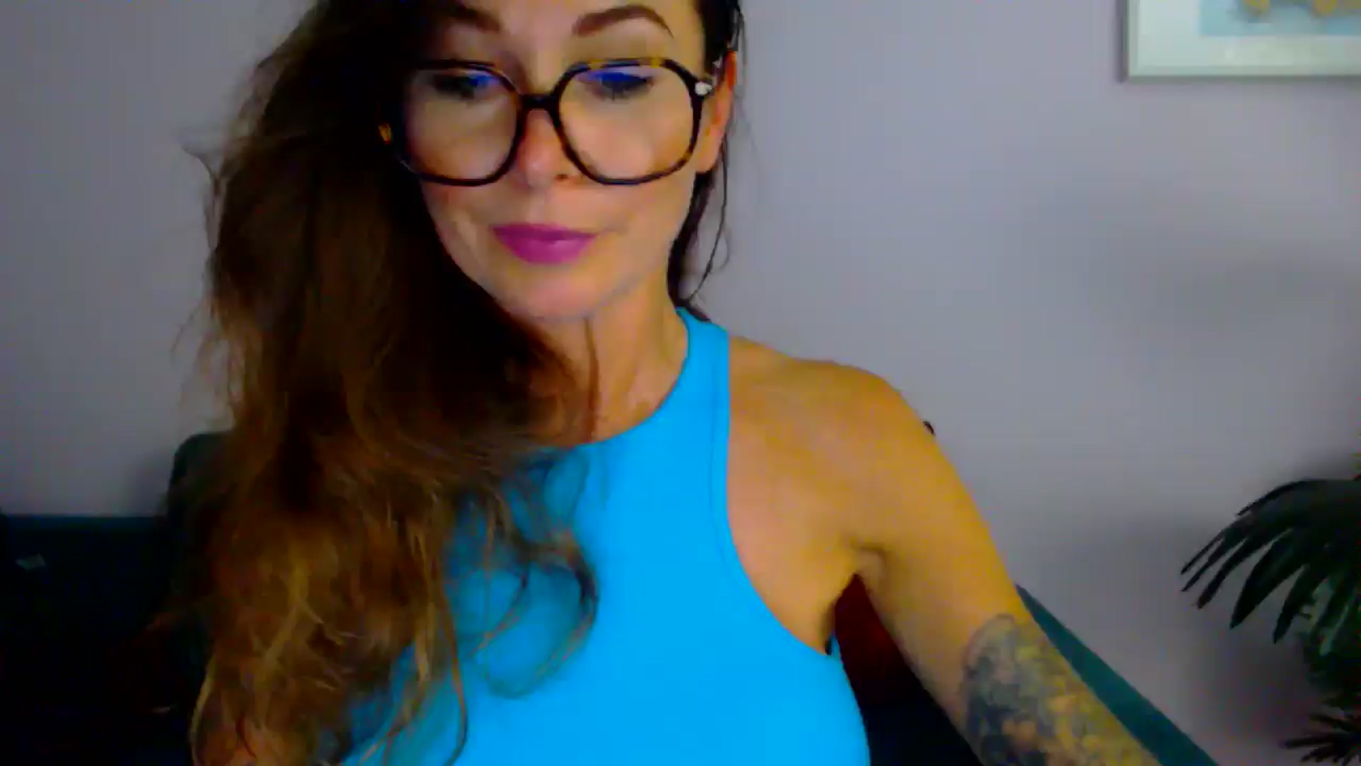 Gallery image thumbnail from Delilah_sweet's myfreecams stream on, 08/20/2025, 17:16 image 5 of 20