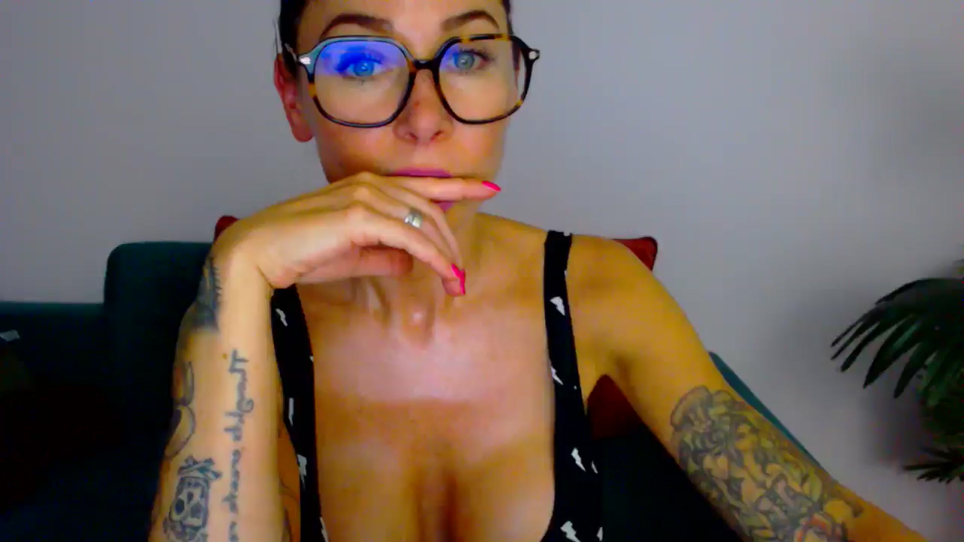 Gallery image thumbnail from Delilah_sweet's myfreecams stream on, 08/21/2025, 14:44 image 2 of 20
