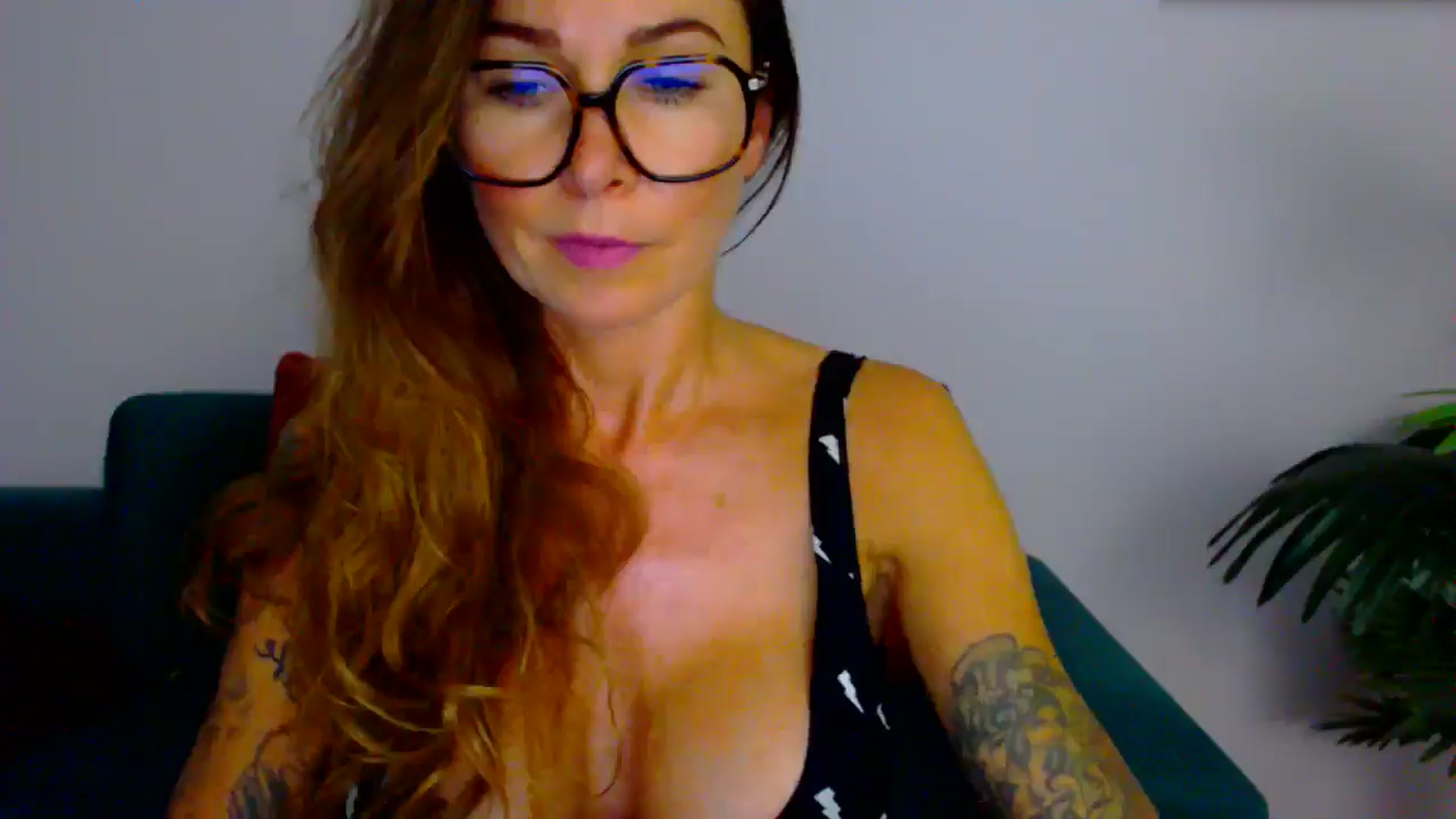 Gallery image thumbnail from Delilah_sweet's myfreecams stream on, 08/21/2025, 16:01 image 10 of 20