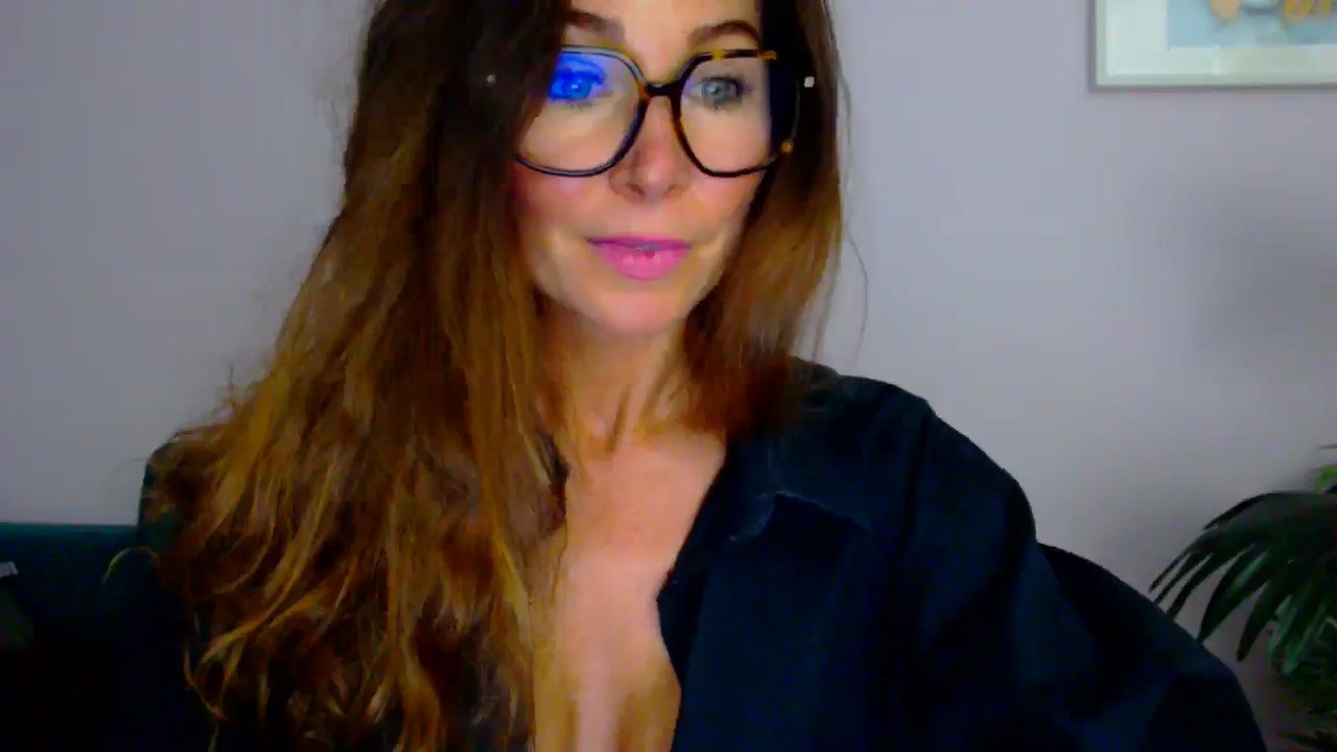 Gallery image thumbnail from Delilah_sweet's myfreecams stream on, 08/25/2025, 16:26 image 7 of 20