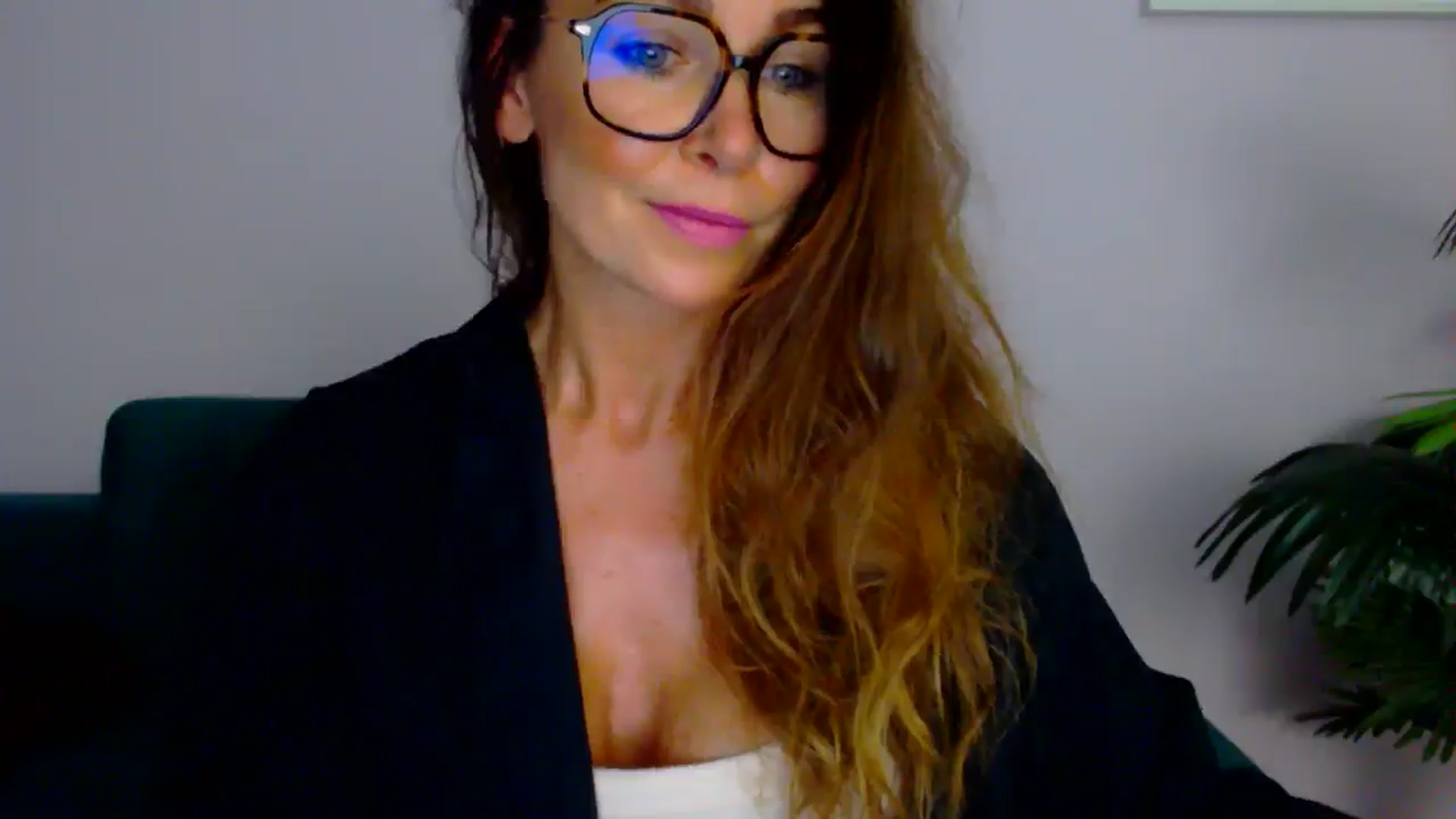 Gallery image thumbnail from Delilah_sweet's myfreecams stream on, 08/26/2025, 15:20 image 19 of 20