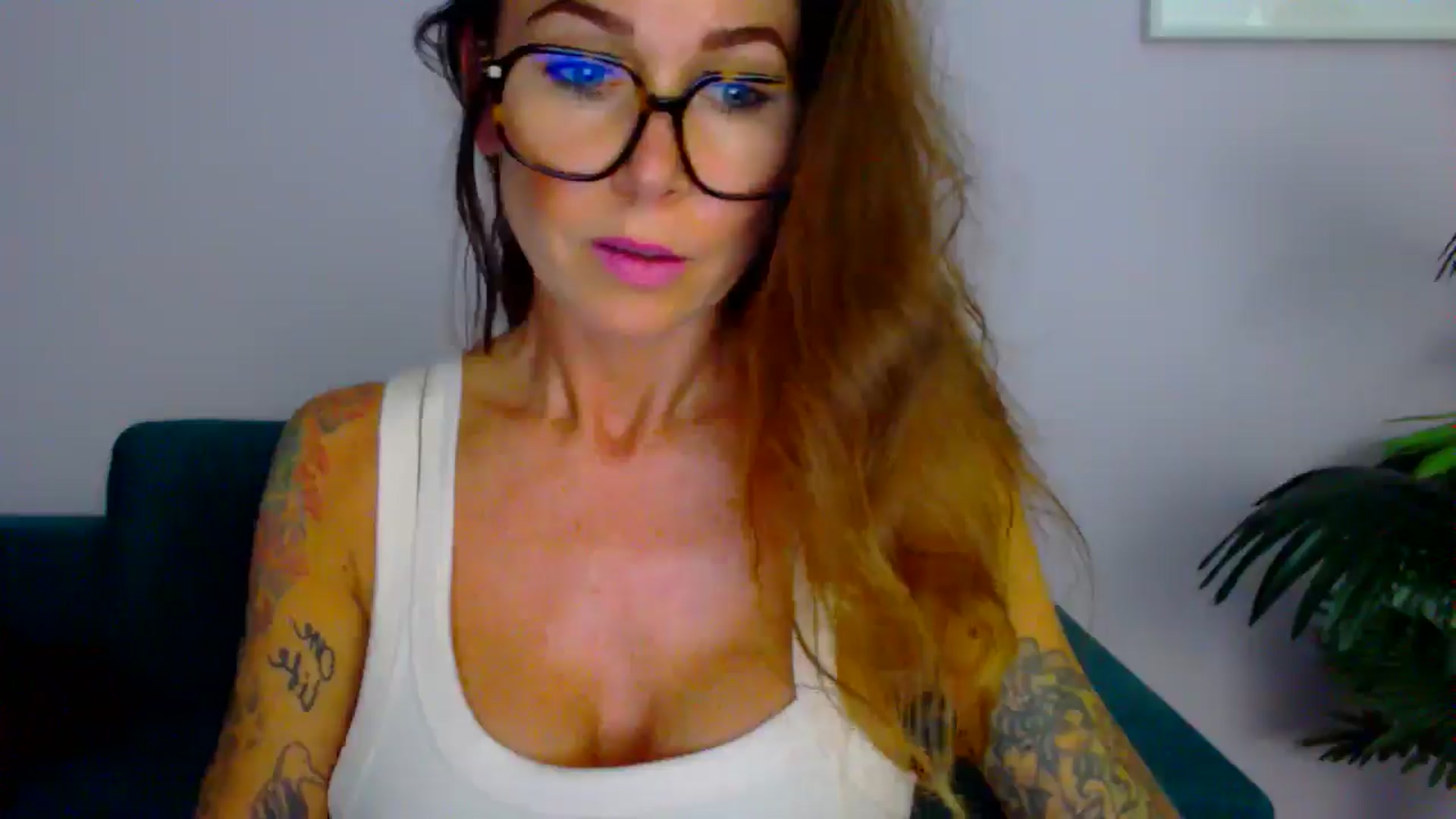 Gallery image thumbnail from Delilah_sweet's myfreecams stream on, 08/26/2025, 15:20 image 9 of 20