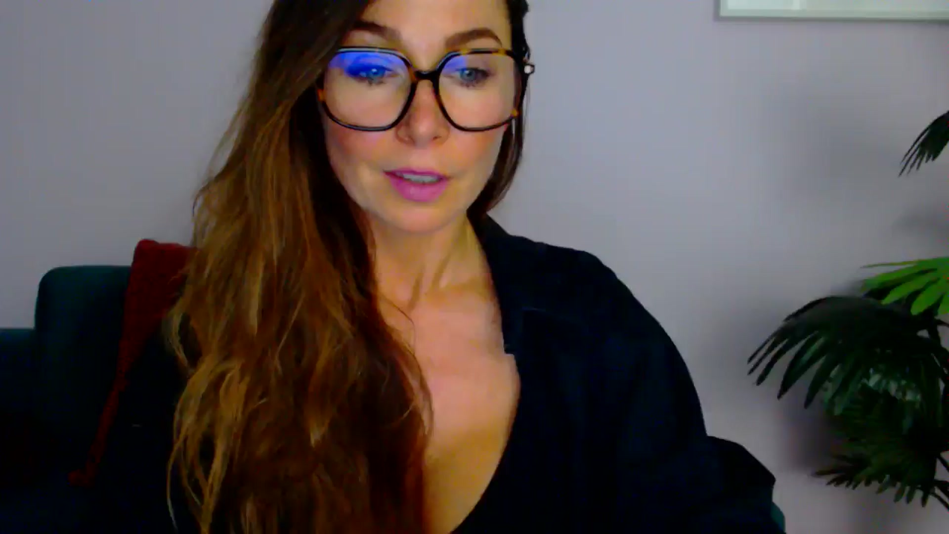 Gallery image thumbnail from Delilah_sweet's myfreecams stream on, 08/27/2025, 16:28 image 1 of 20